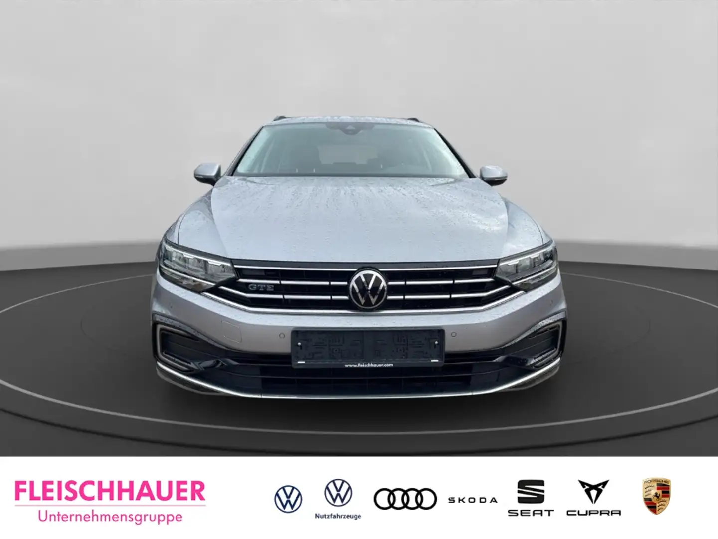 Volkswagen Passat Variant GTE Business Premium Navi TravelAss RFK Massage LE Silber - 2