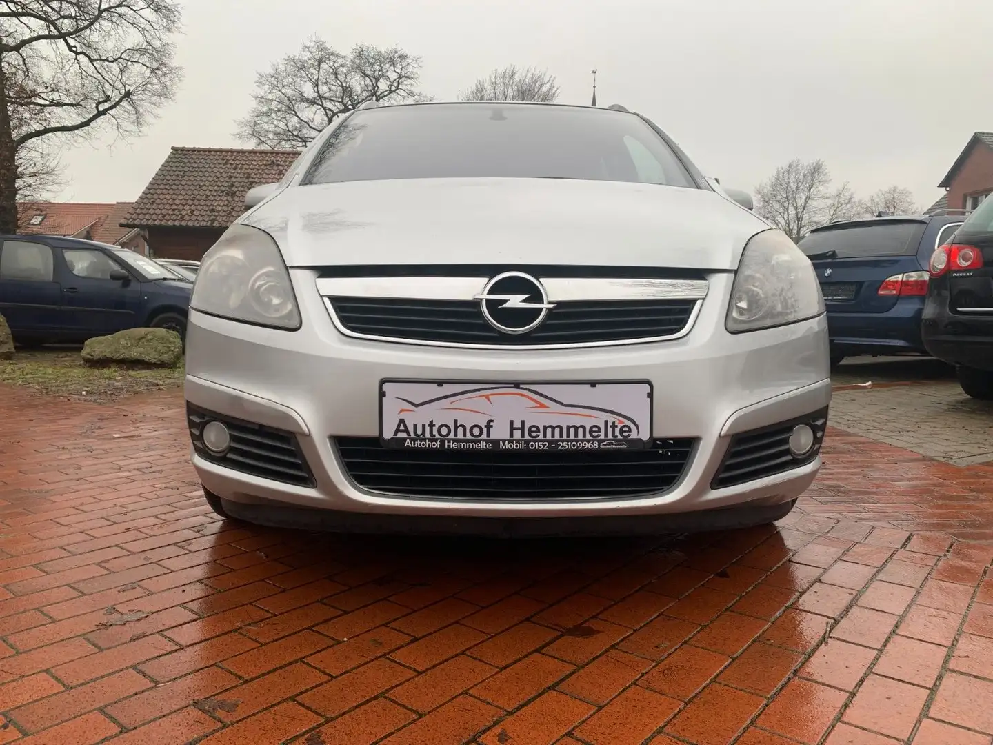 Opel Zafira B Edition*7 Sitzer*1.8*TÜV NEU srebrna - 2