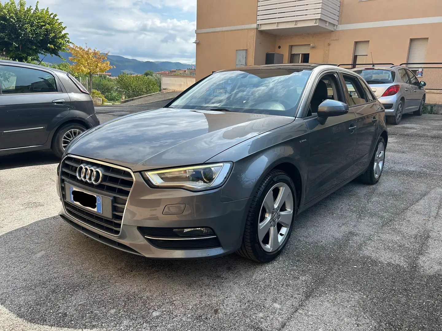 Audi A3 A3 Sportback 1.4 g-tron Ambiente Gris - 1
