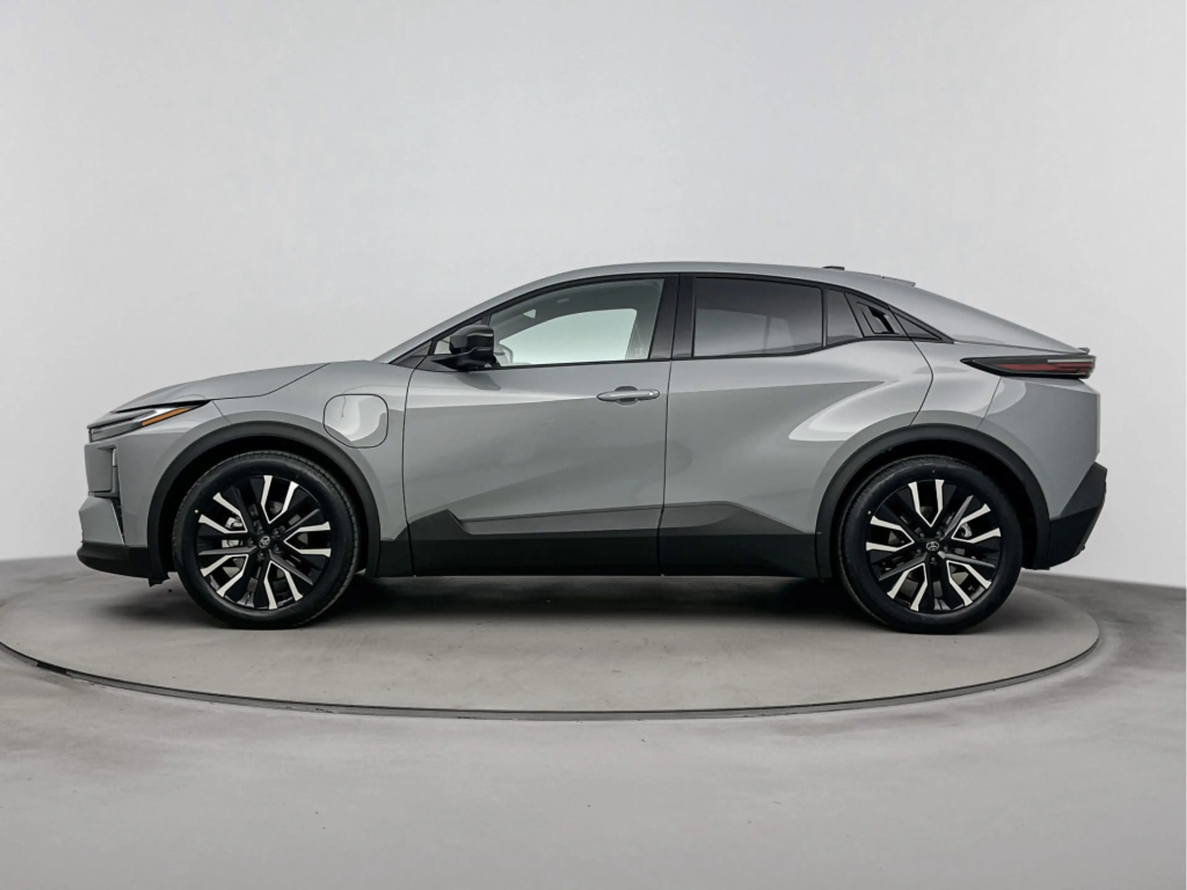 Toyota C-HR+ First Edition 77 kWh *DEMO* | Apple Carplay & Andr — photo 2