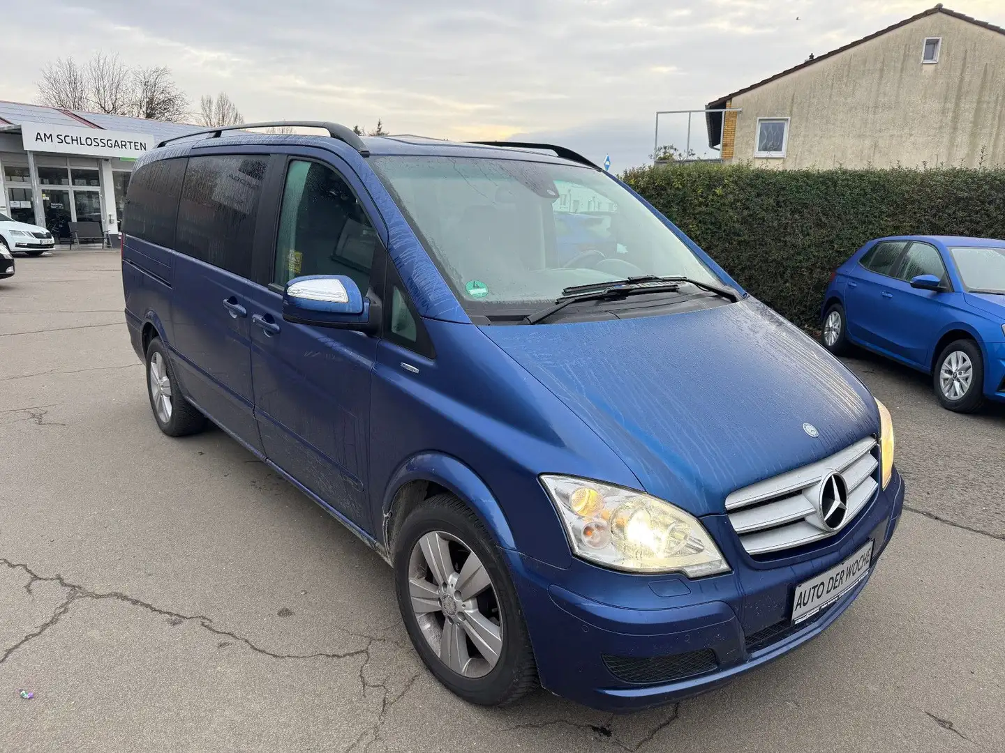 Mercedes-Benz Viano 2.2 CDI Trend lang Blau - 1