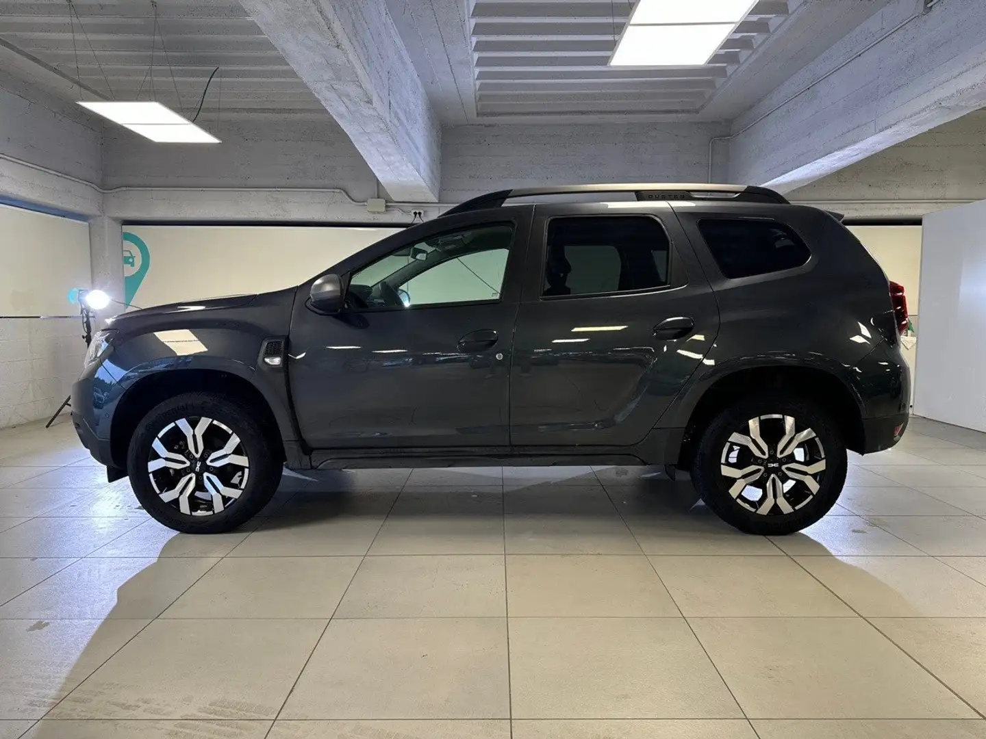 Dacia Duster 1.0 TCe 4x2 100cv Eco-G Journey Gris - 2