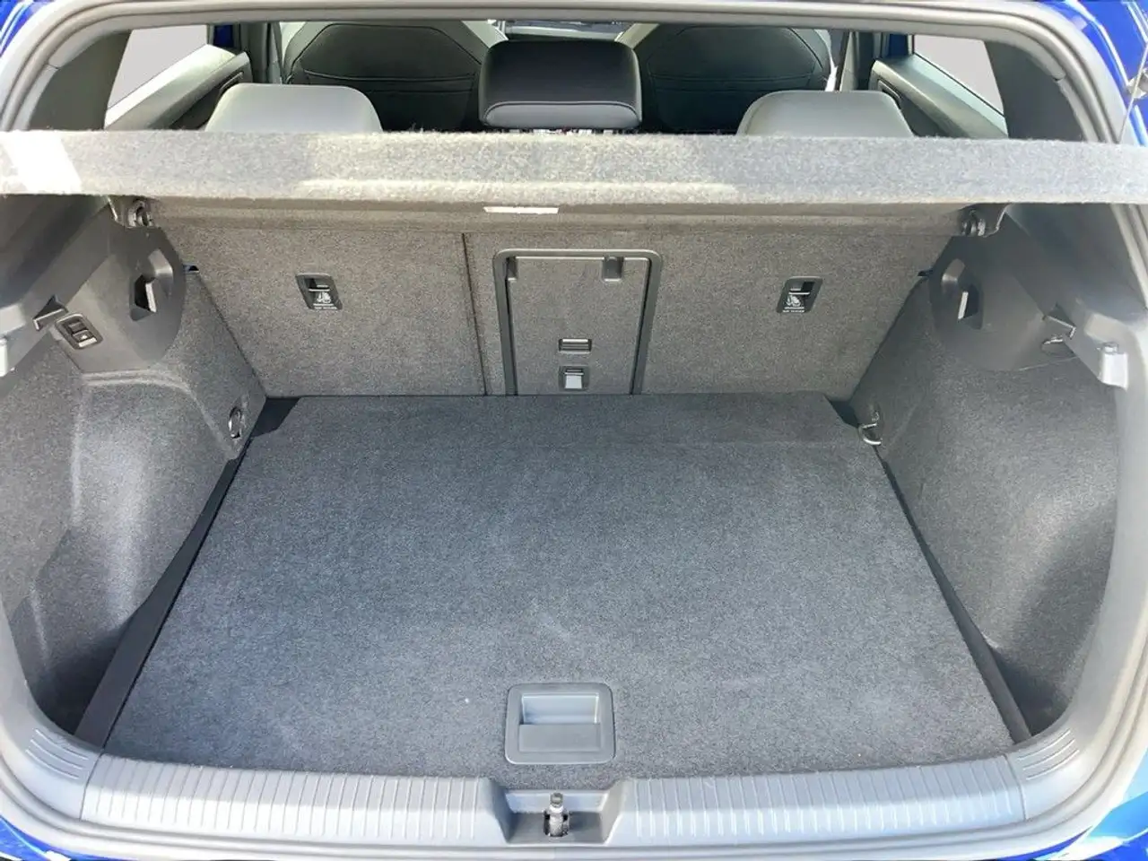 Volkswagen Golf 1.5 eTSI DSG R-line Navi AHK Pano, миниатюра 14