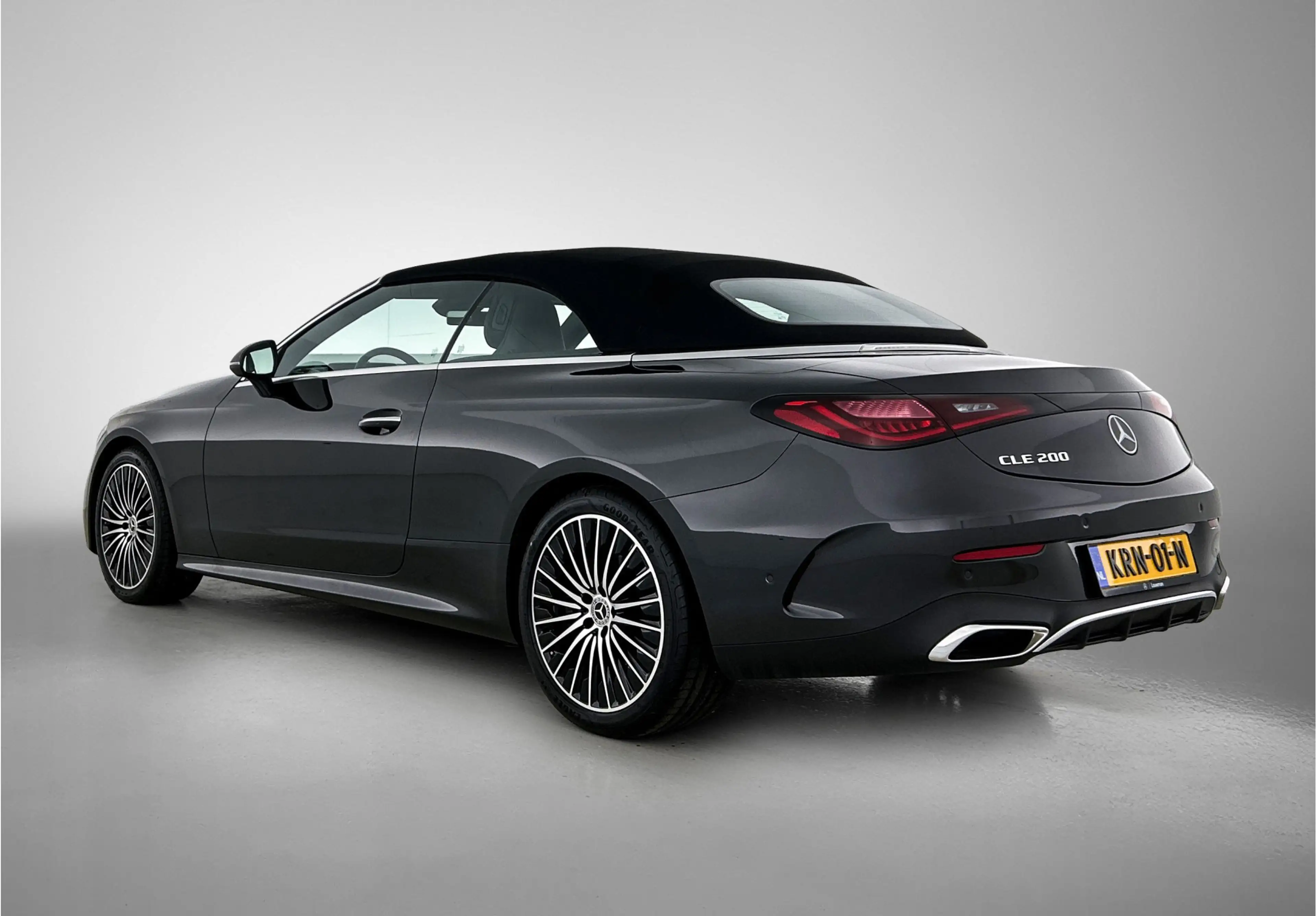 Mercedes-Benz CLE 200 Cabriolet AMG Line AMG Line | 19 Inch AMG Velgen | — photo 14