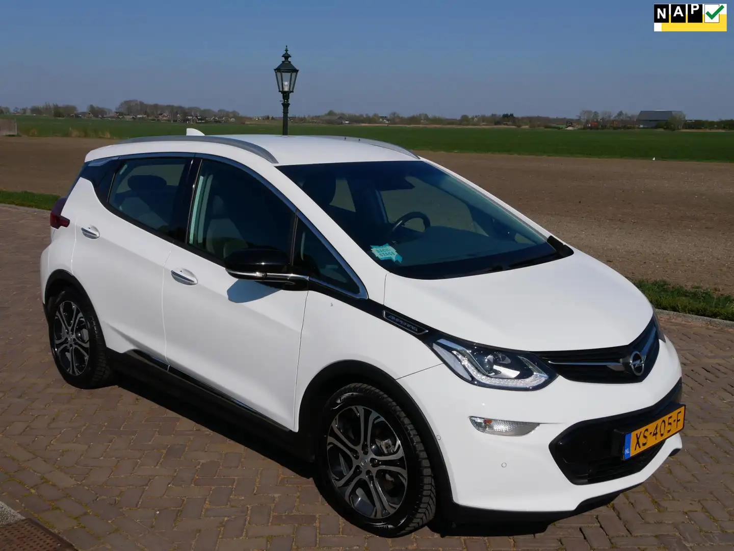 Opel Ampera-E Business executive 60 kWh ** 11499 NETTO ** NEW BA Biały - 1