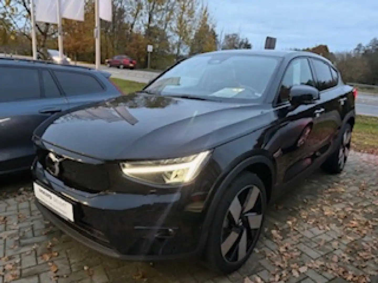 Volvo C40 Recharge Twin Motor Ultimate Allrad AHK Schwarz - 1