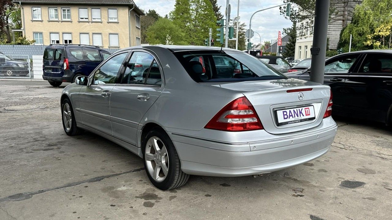 Mercedes-Benz C 200 C200CDI*Automatik*Avantgarde*T-Leder*Klima*Pdc* — photo 3