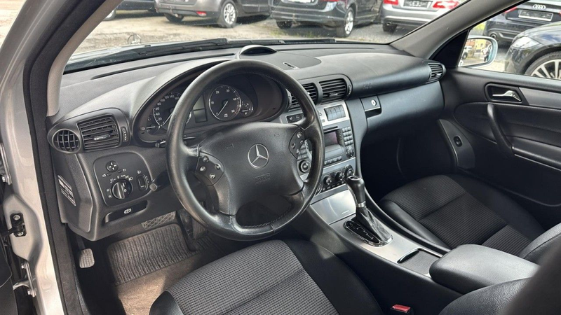 Mercedes-Benz C 200 C200CDI*Automatik*Avantgarde*T-Leder*Klima*Pdc* — photo 11