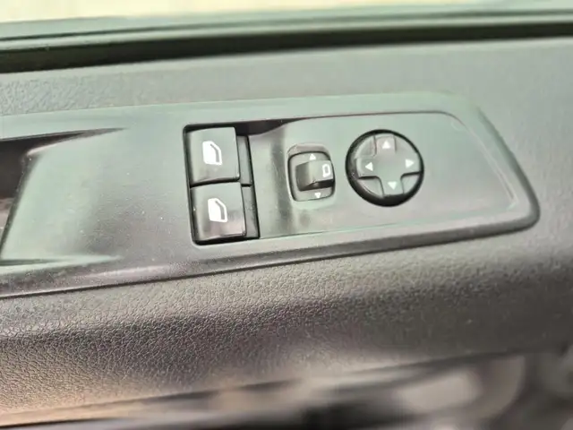 Opel Vivaro view 14