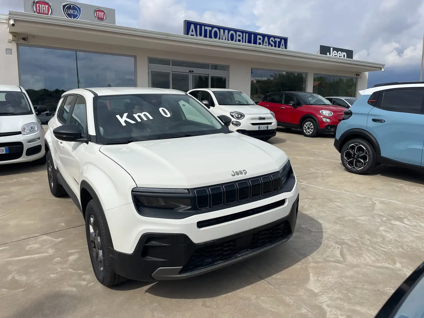 Jeep Avenger Avenger 1.2 turbo e-hybrid Longitude 110cv Km 0 Bianco - 1