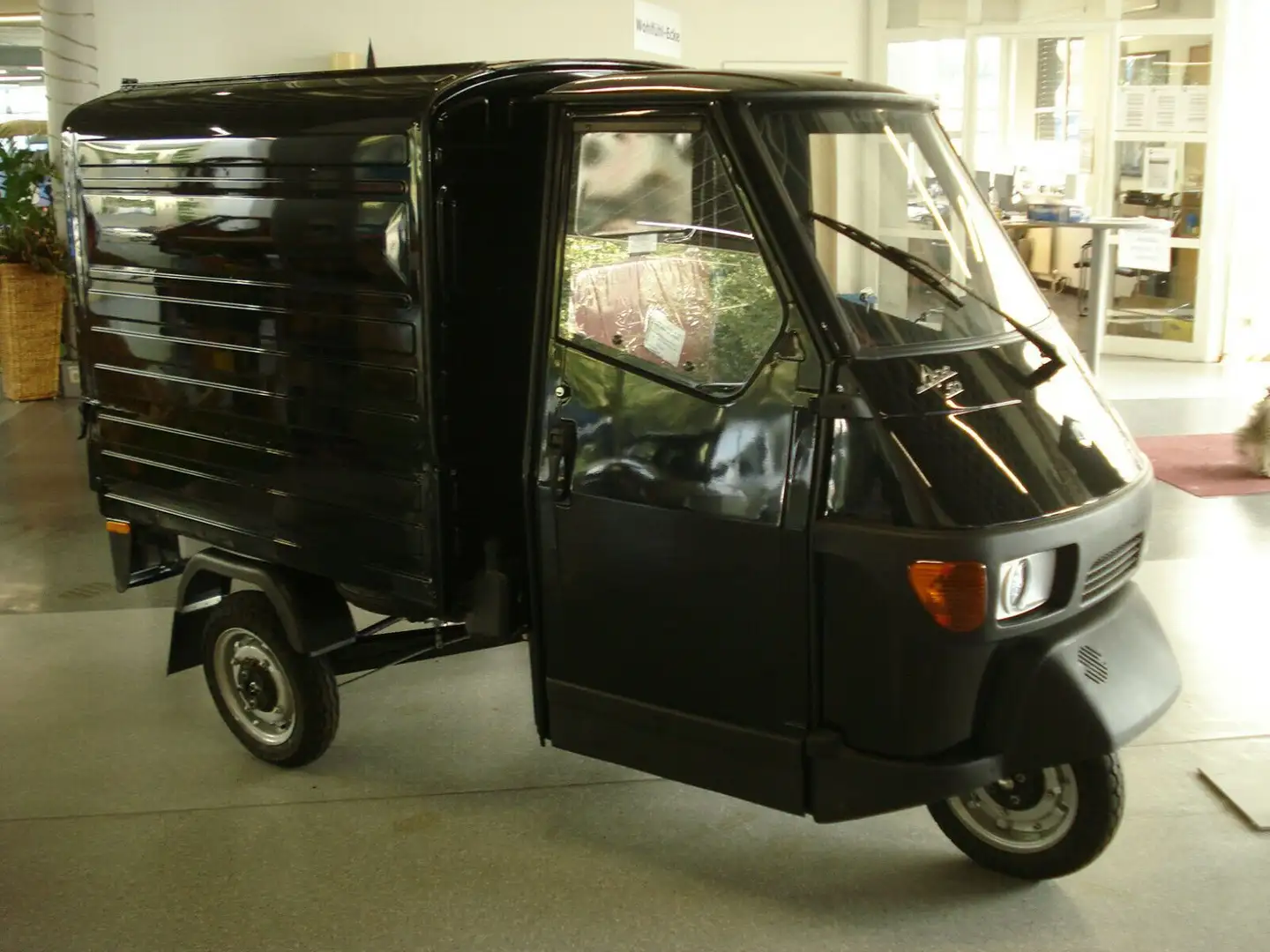 Piaggio Ape Ape 50 Kasten (Drosselung auf 25km/h möglich) Negru - 1