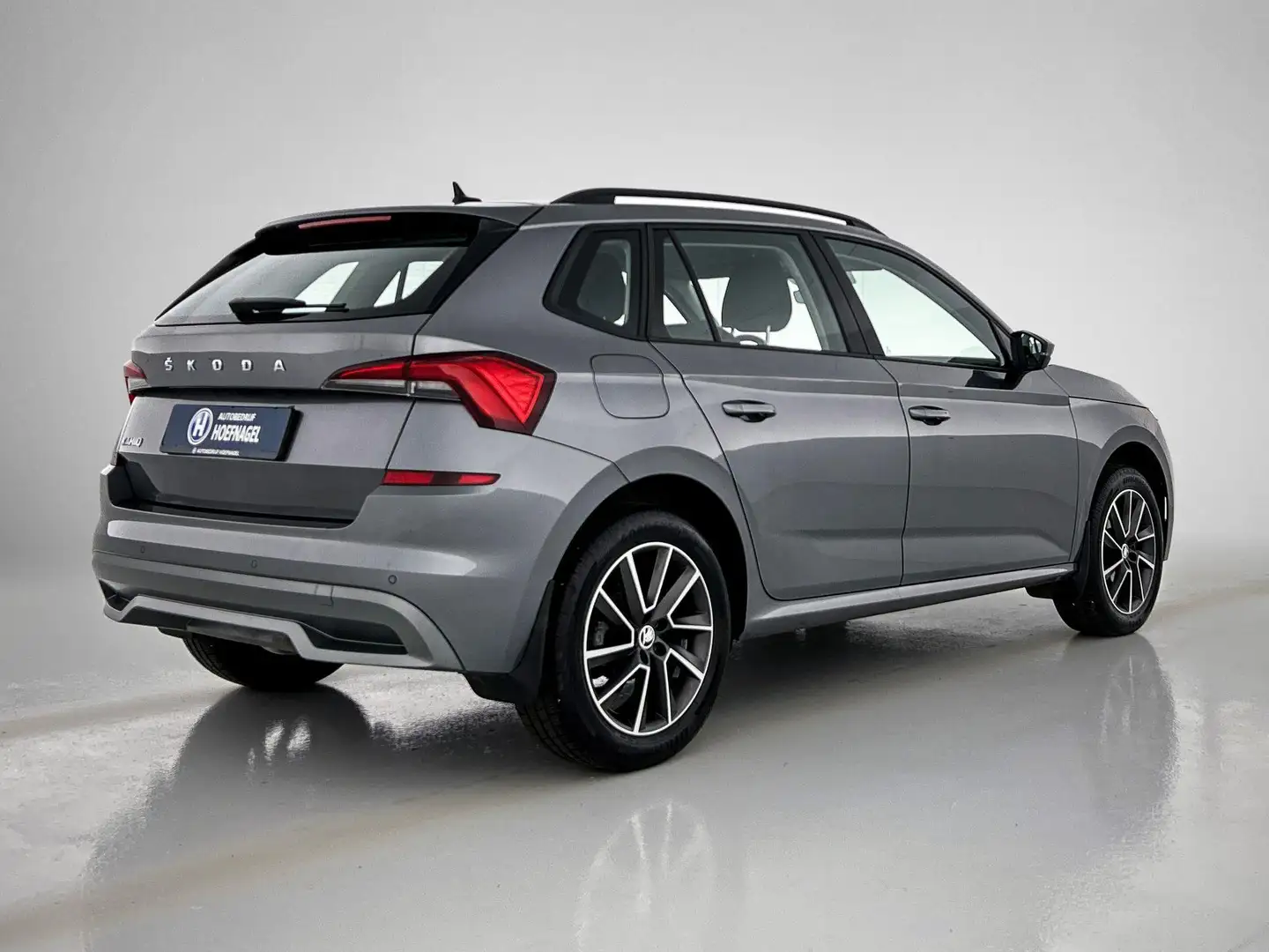 Skoda Kamiq 1.0 TSI Ambition | Automaat | Adaptieve Cruise Con Grijs - 2