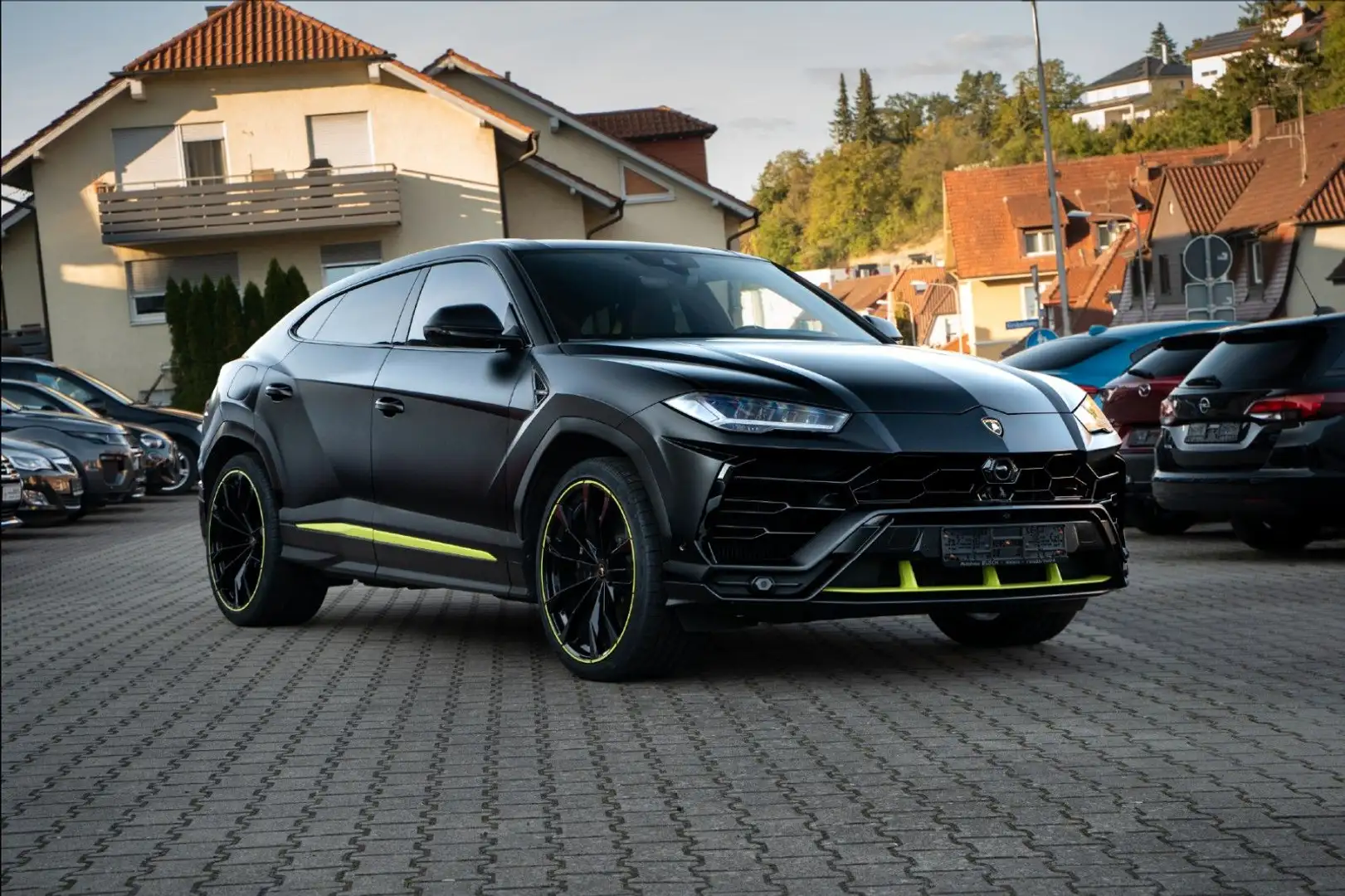 Lamborghini Urus 4.0 V8 Autom./Urus Graphite Capsule Schwarz - 1