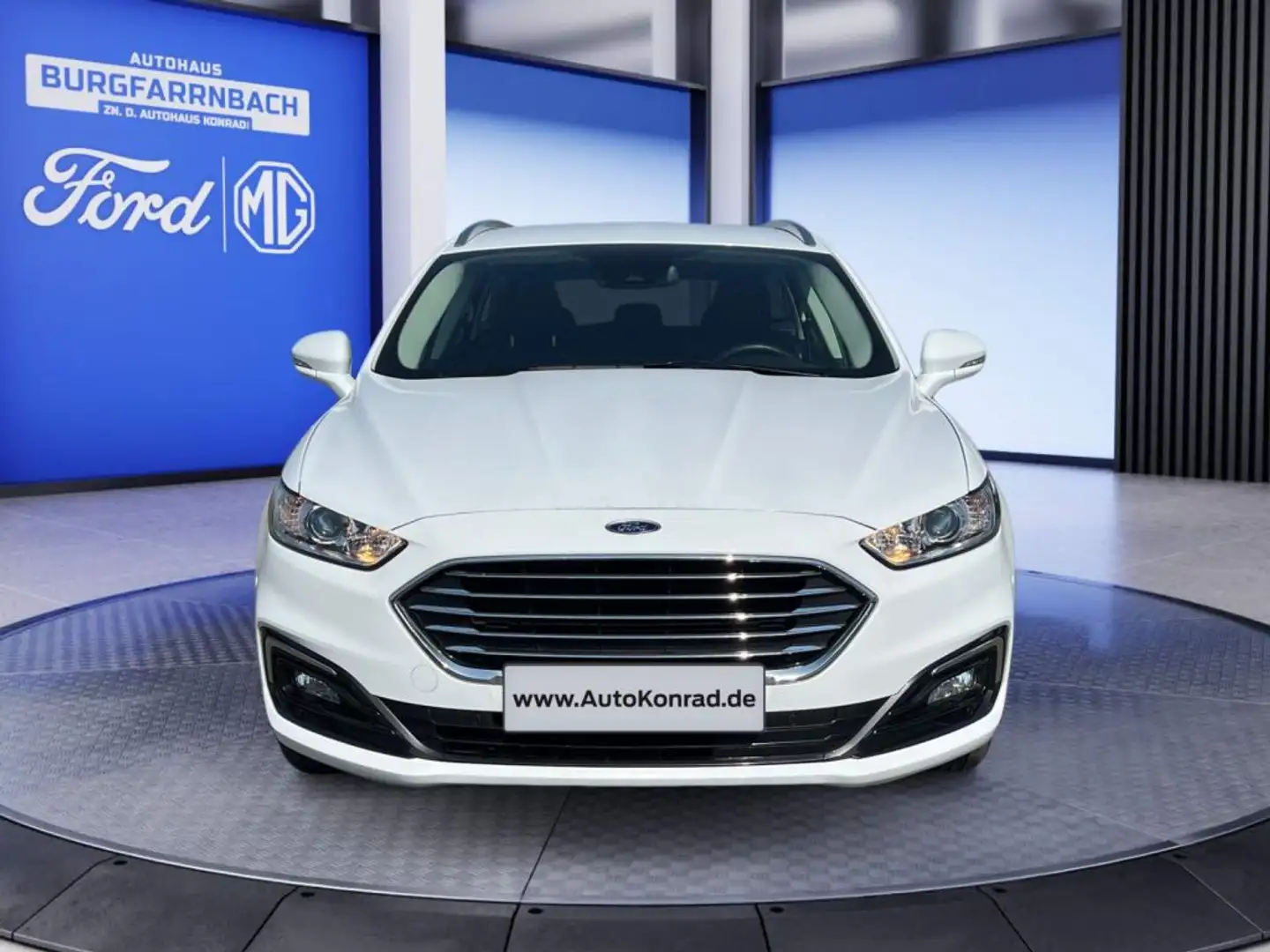 Ford Mondeo Mondeo Turnier 2.0 Hybrid Titanium *KAMERA*DAB*PAR Weiß - 2