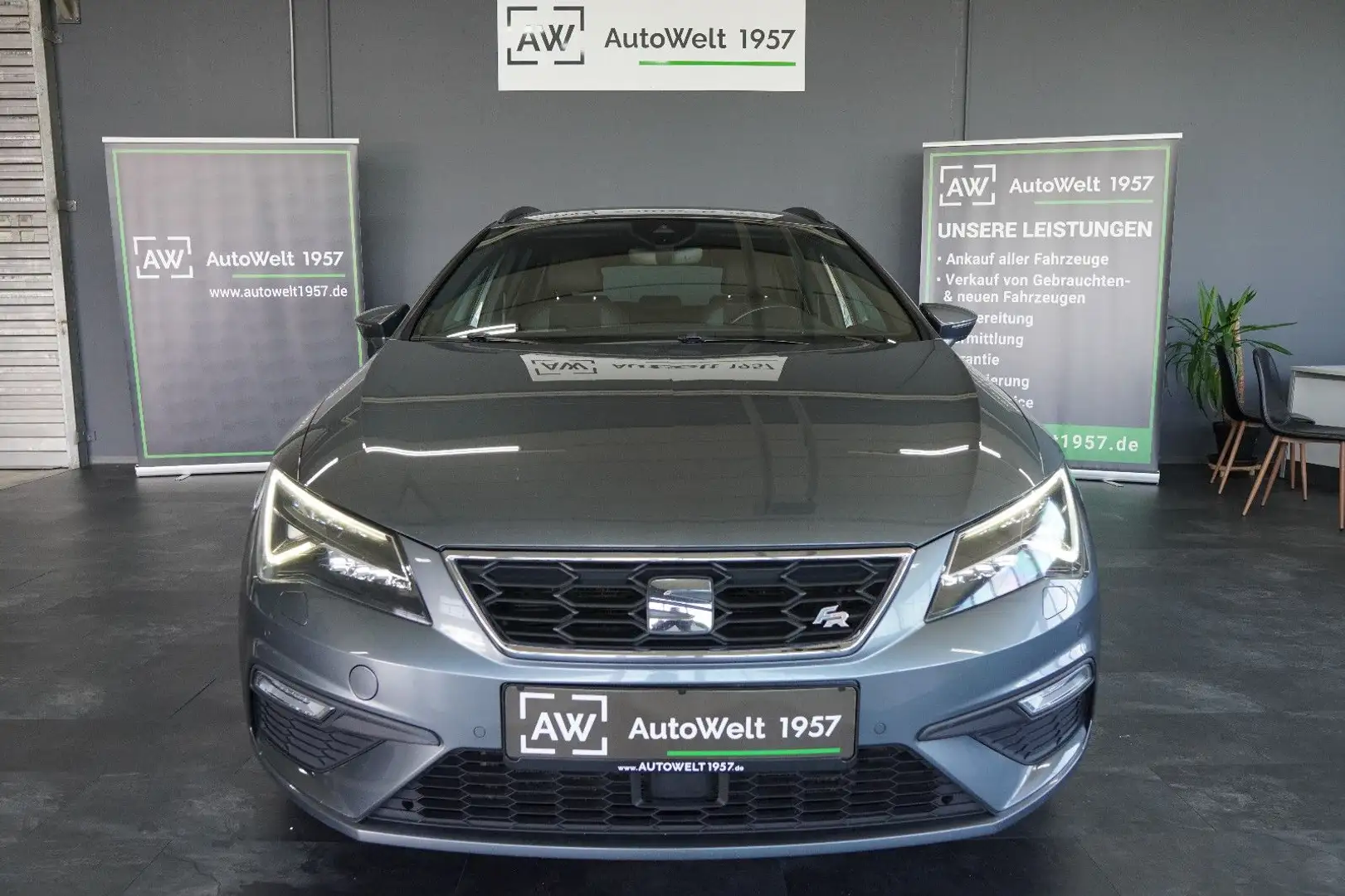 SEAT Leon ST FR*1.HAND*LED*SHZ*RFK*8xAlu*CarPlay* Grau - 2