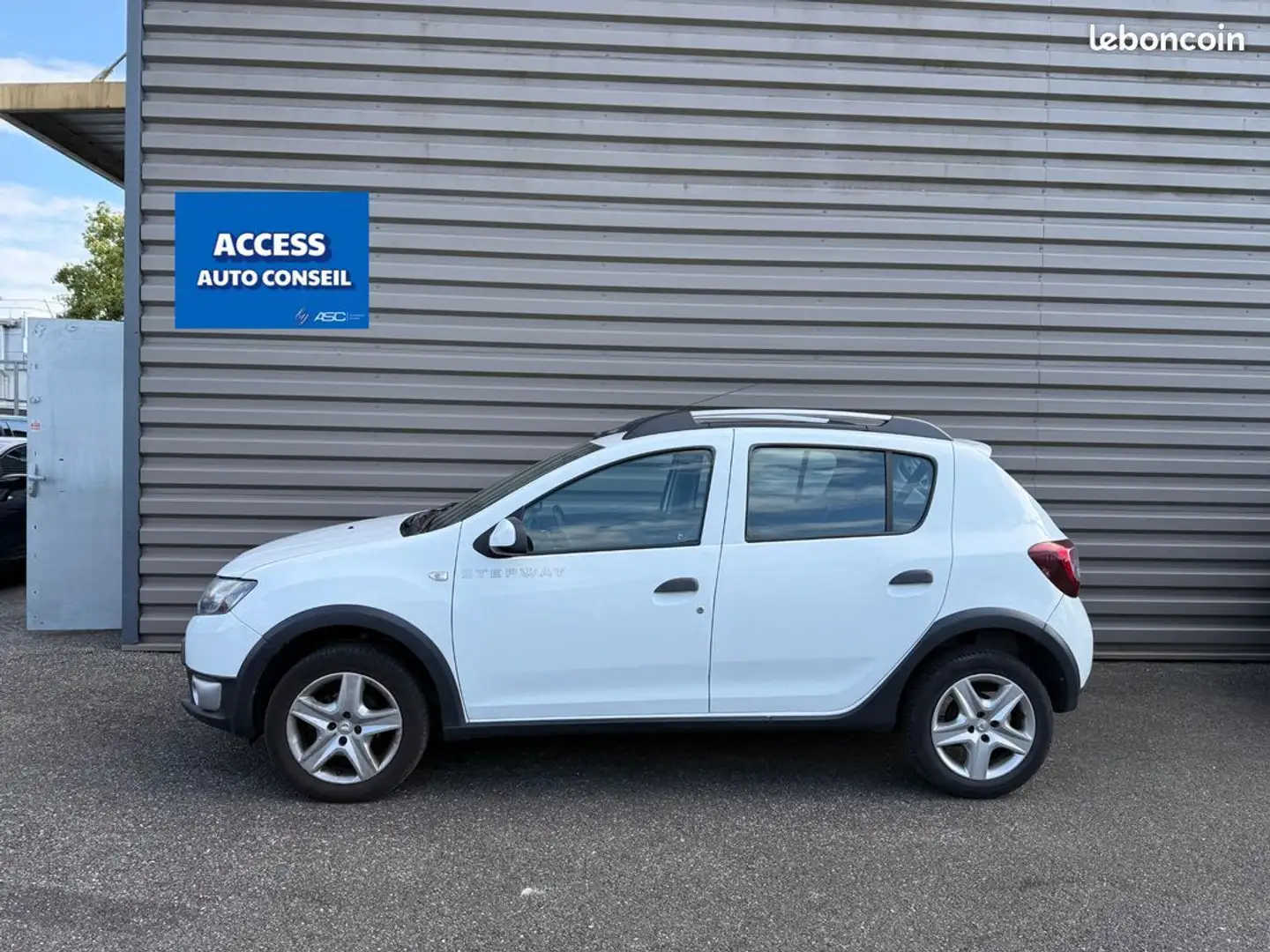 Dacia Sandero STEPWAY DCI 90, entretien complet, GARANTIE Blanc - 2