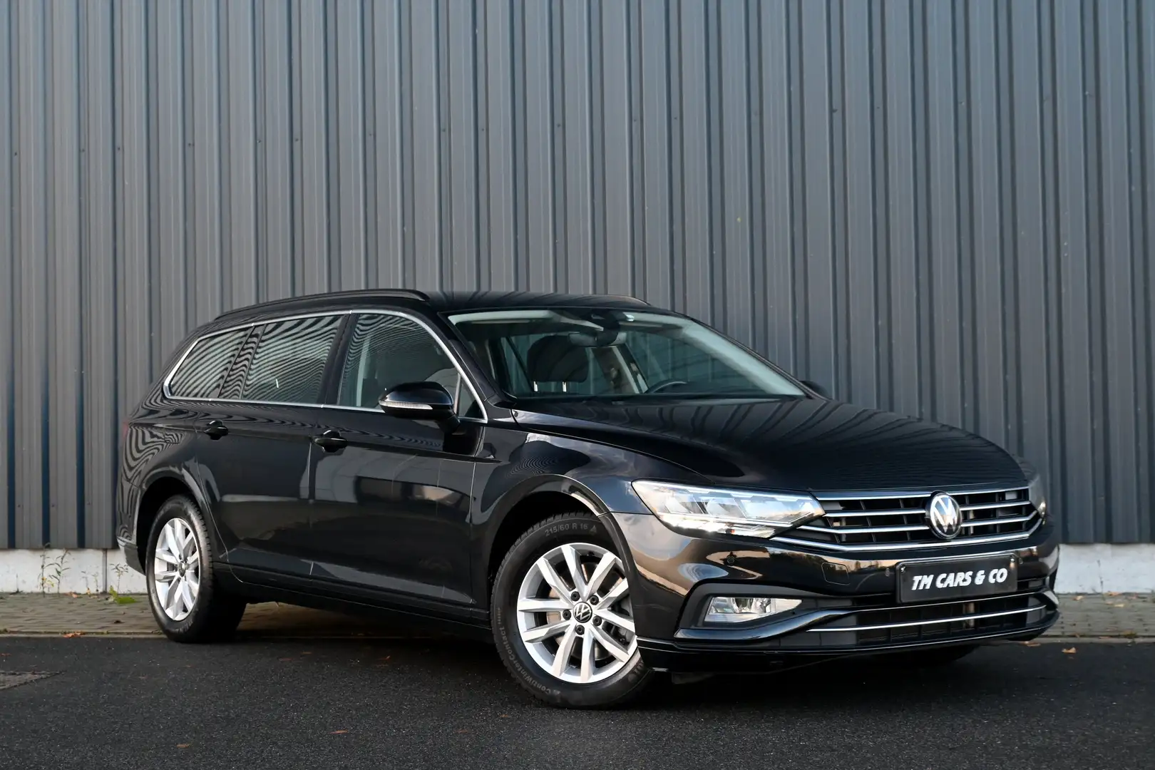Volkswagen Passat Variant Passat Variant 2.0 TDI SCR DSG Conceptline Noir - 1
