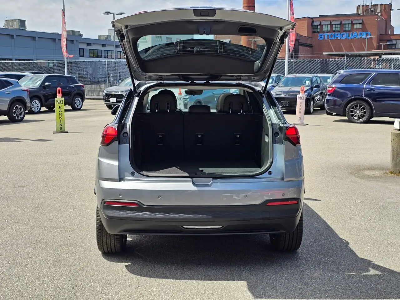 Chevrolet Bolt снимка Chevrolet Bolt