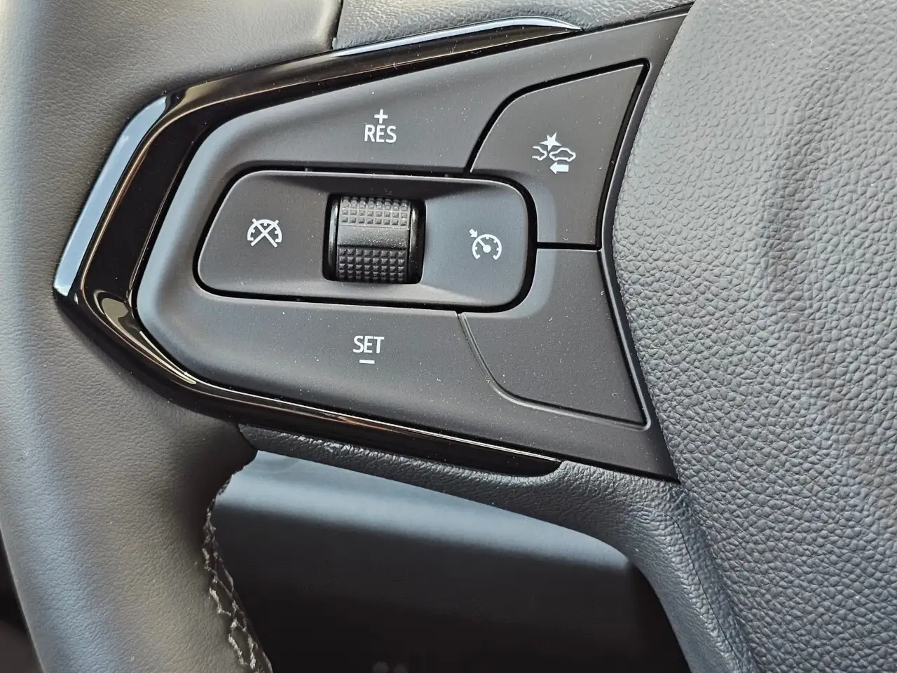 Chevrolet Bolt снимка Chevrolet Bolt