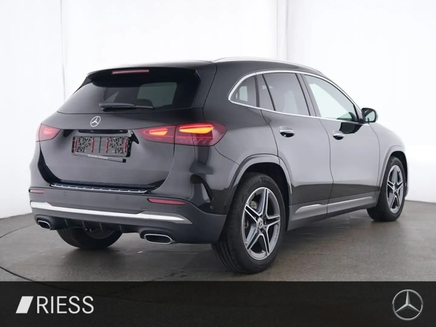 Mercedes-Benz GLA 220 d 4MATIC SpurW W-Paket S-Sitz KeyLess Schwarz - 2