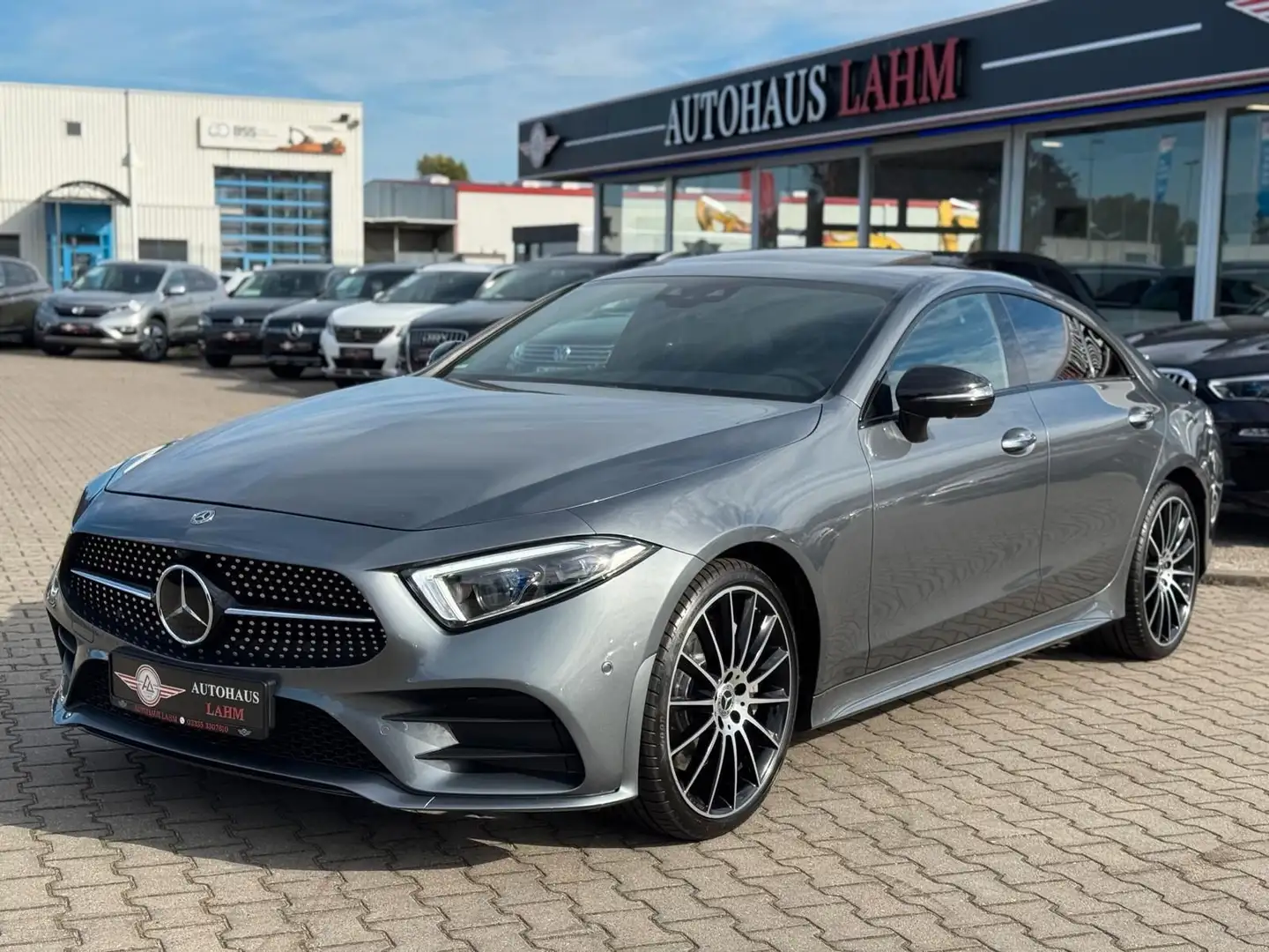 Mercedes-Benz CLS 400 d 4Matic 9G-TRONIC"AMG-LINE"DAB*HEAD-UP* Šedá - 2