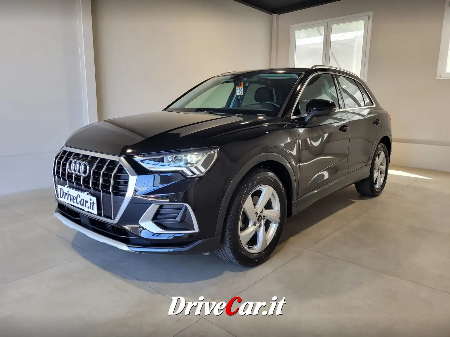 Audi Q3 35 TDI S TRONIC LED NAVI COCKPIT CARPLAY Schwarz - 1