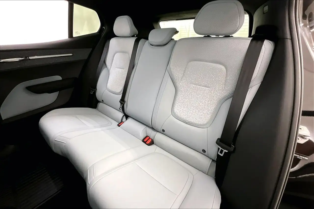 Volvo EX30 снимка Volvo EX30