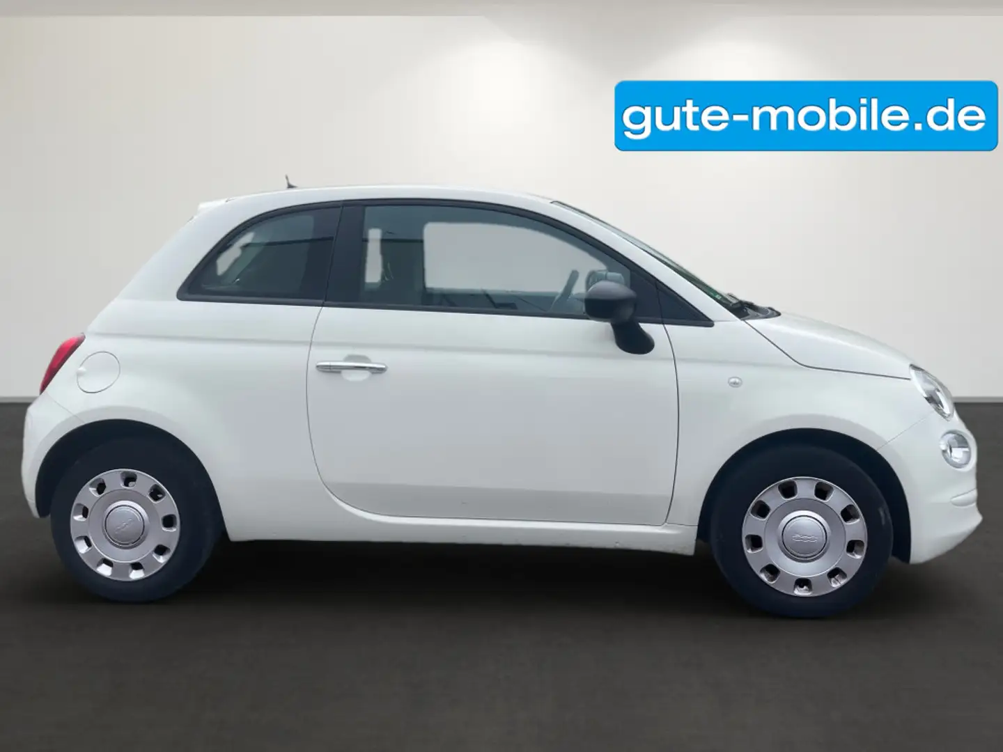 Fiat 500 Hatchback White - 2
