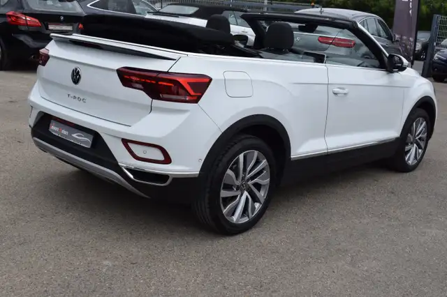 Volkswagen T-Roc view 14