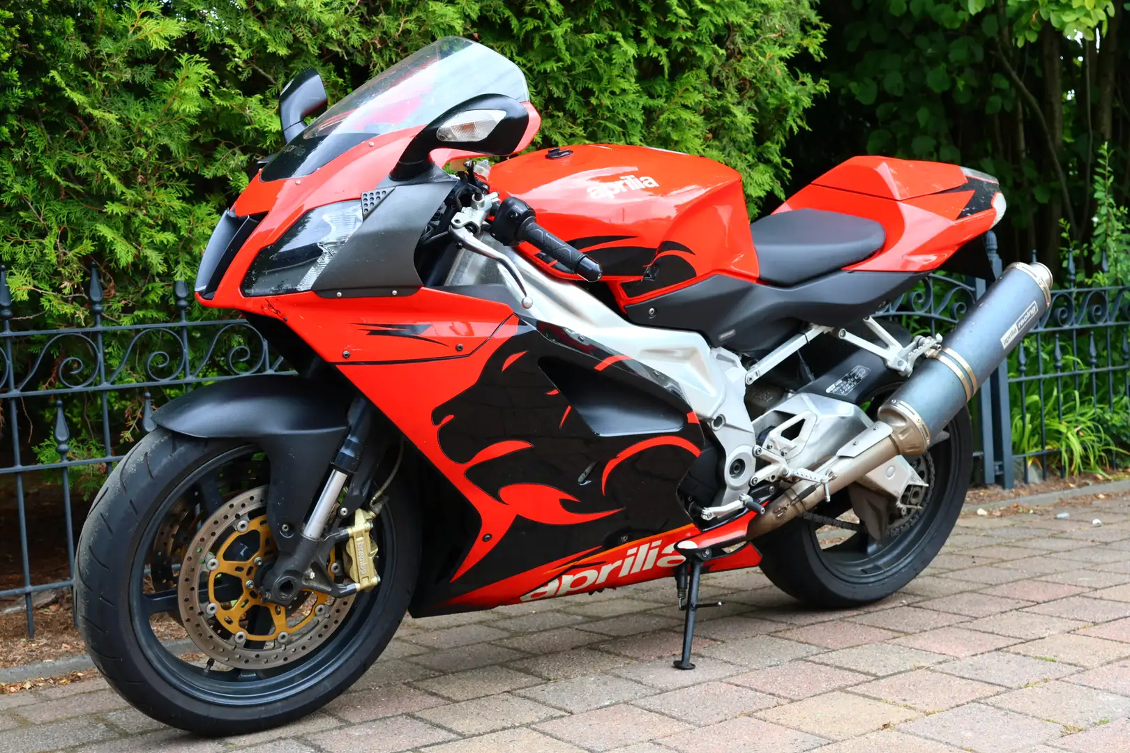 Aprilia RSV Mille 1000 RR Rood - 2