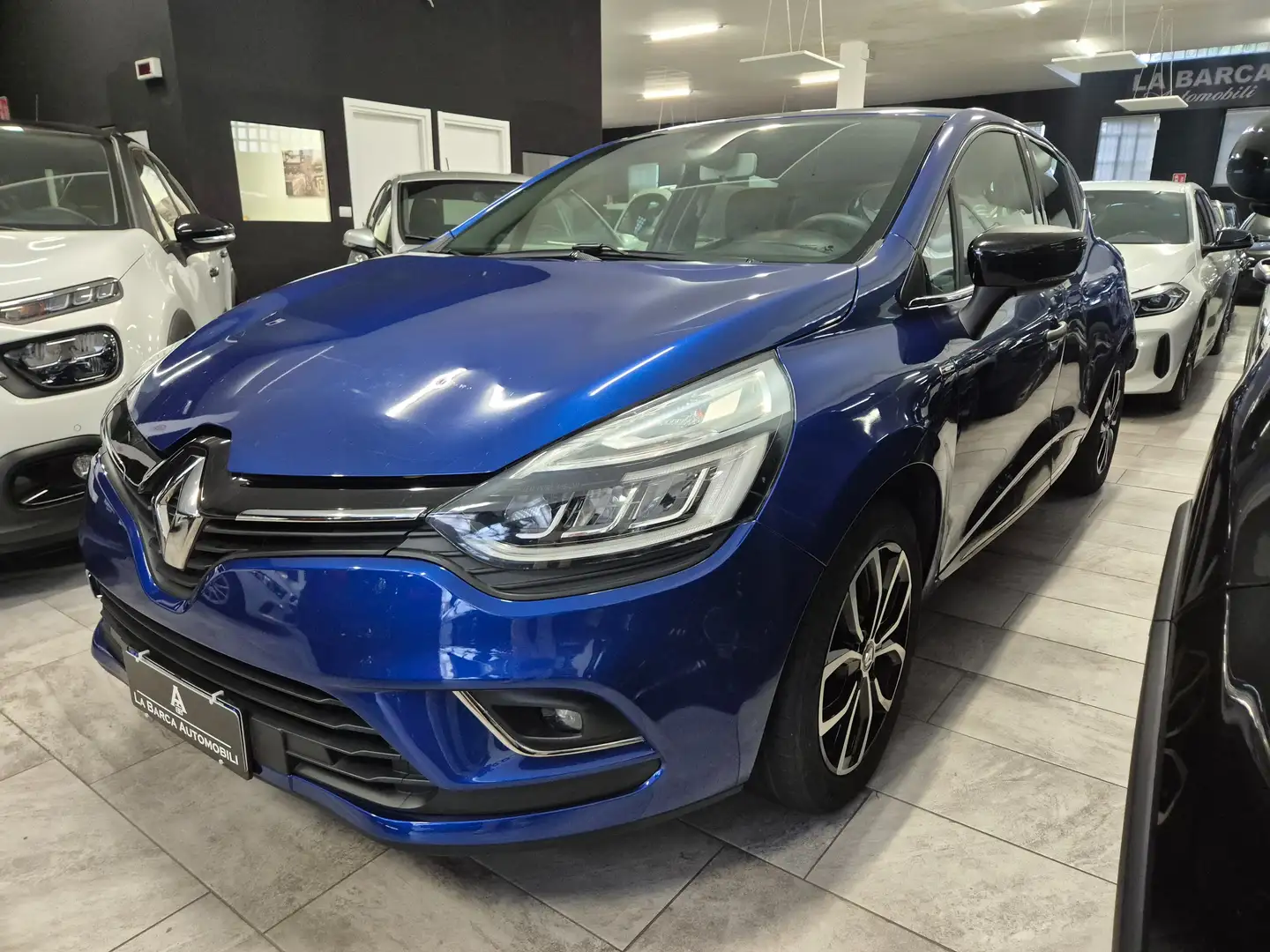 Renault Clio Clio IV 0.9 tce Moschino Zen Gpl 90cv Blu/Azzurro - 2