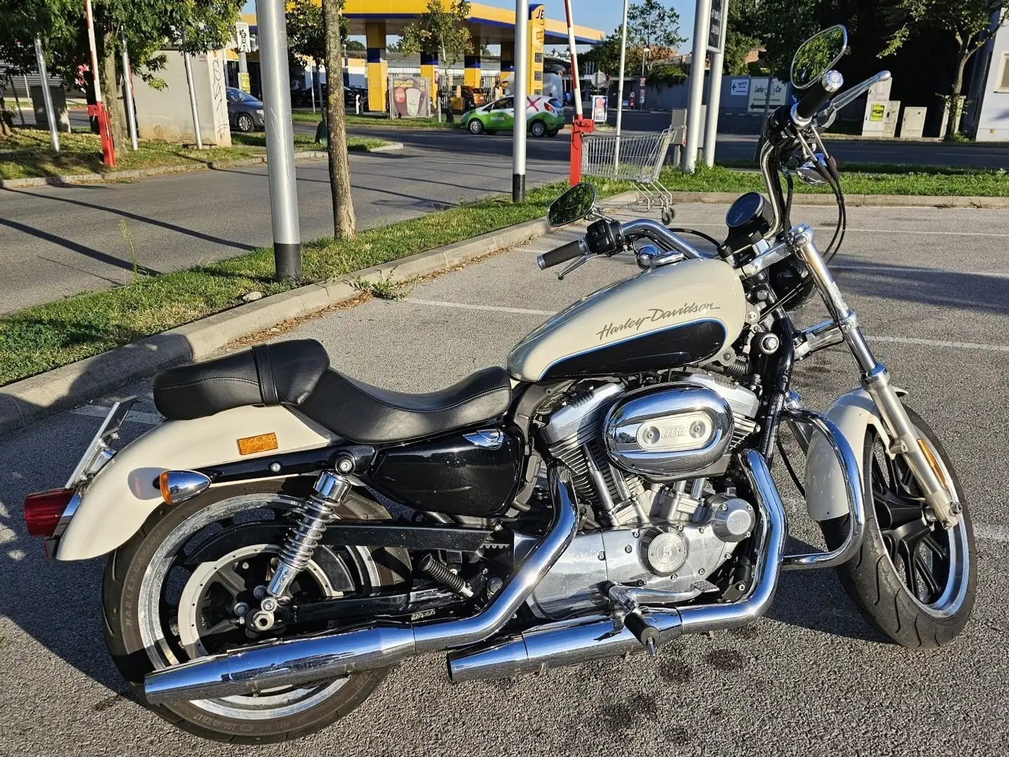 Harley-Davidson Sportster XL 883 Beige - 1