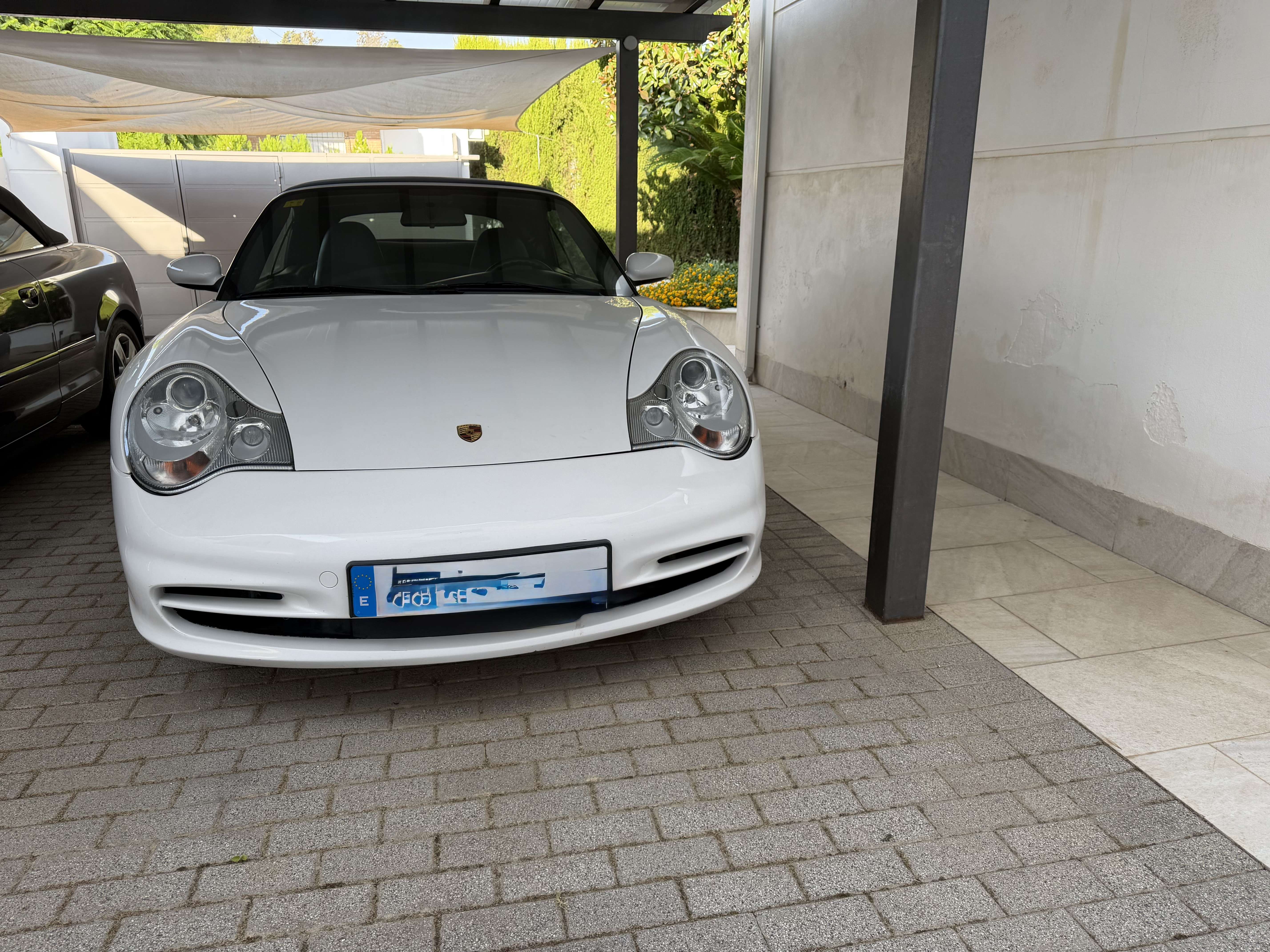 Porsche 911 Carrera Cabrio - foto 1