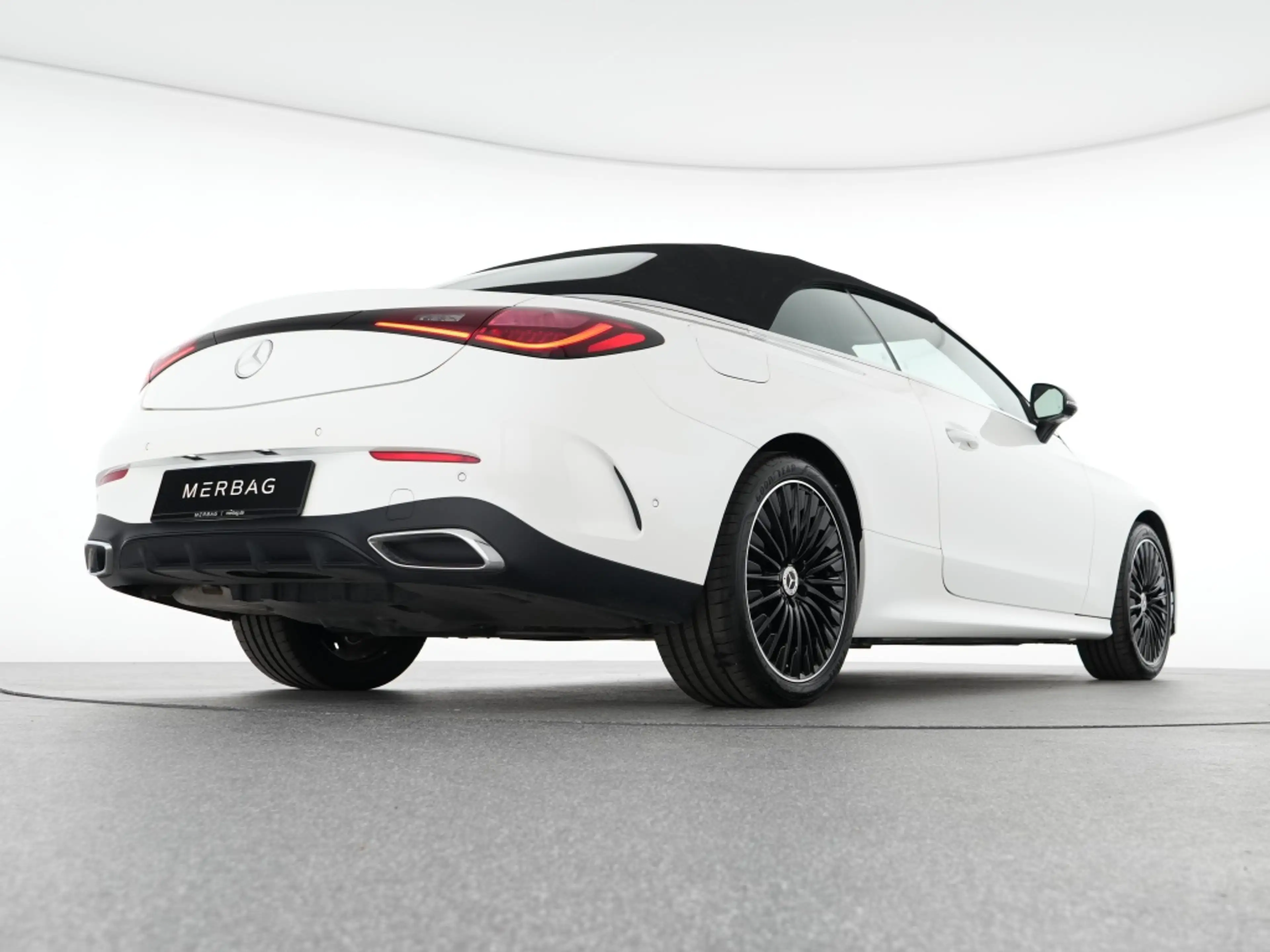 Mercedes-Benz CLE 200 Cabriolet AMG Advanced+ Night Standhzg. 360 ° — photo 9