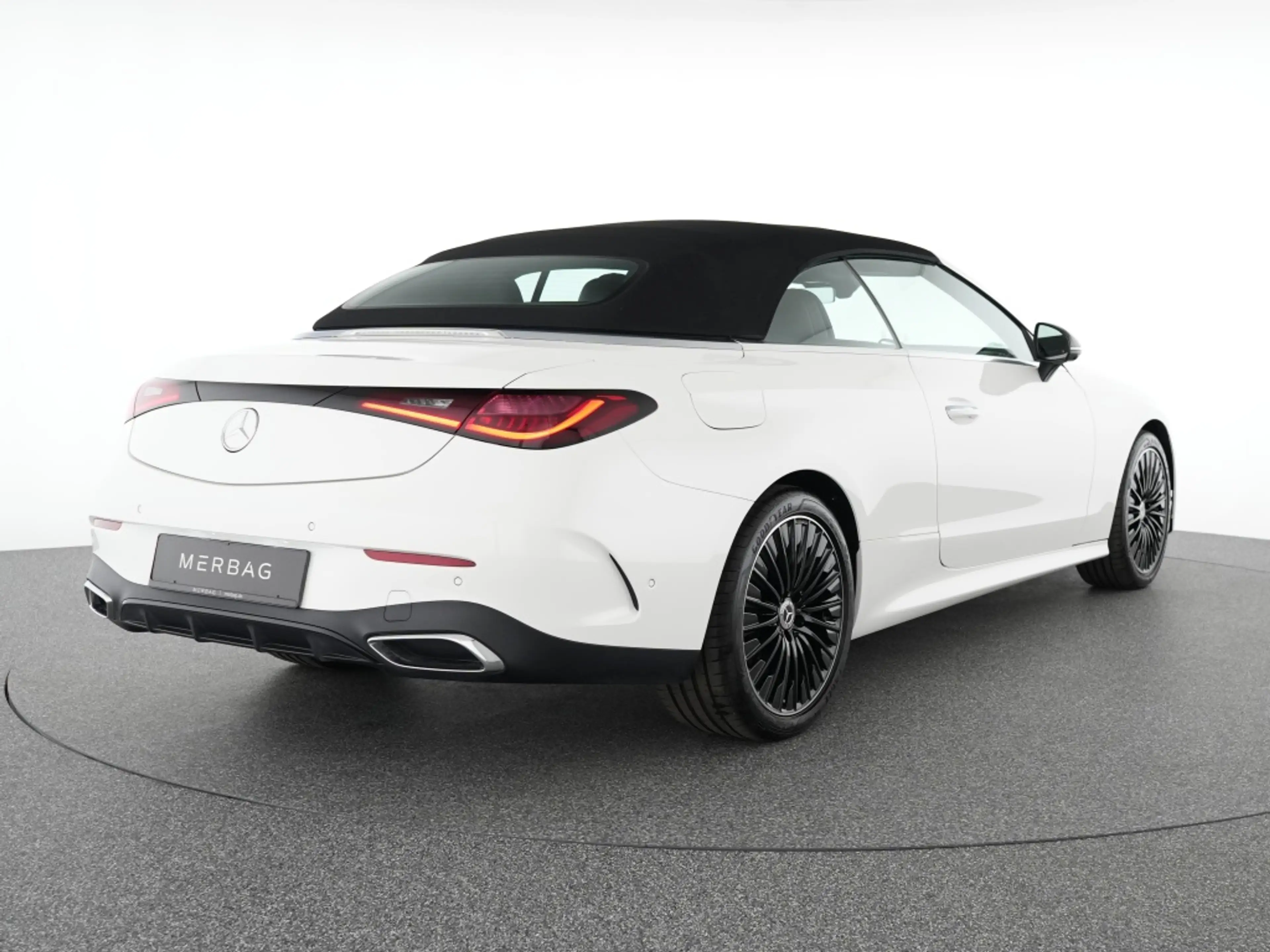 Mercedes-Benz CLE 200 Cabriolet AMG Advanced+ Night Standhzg. 360 ° — photo 3