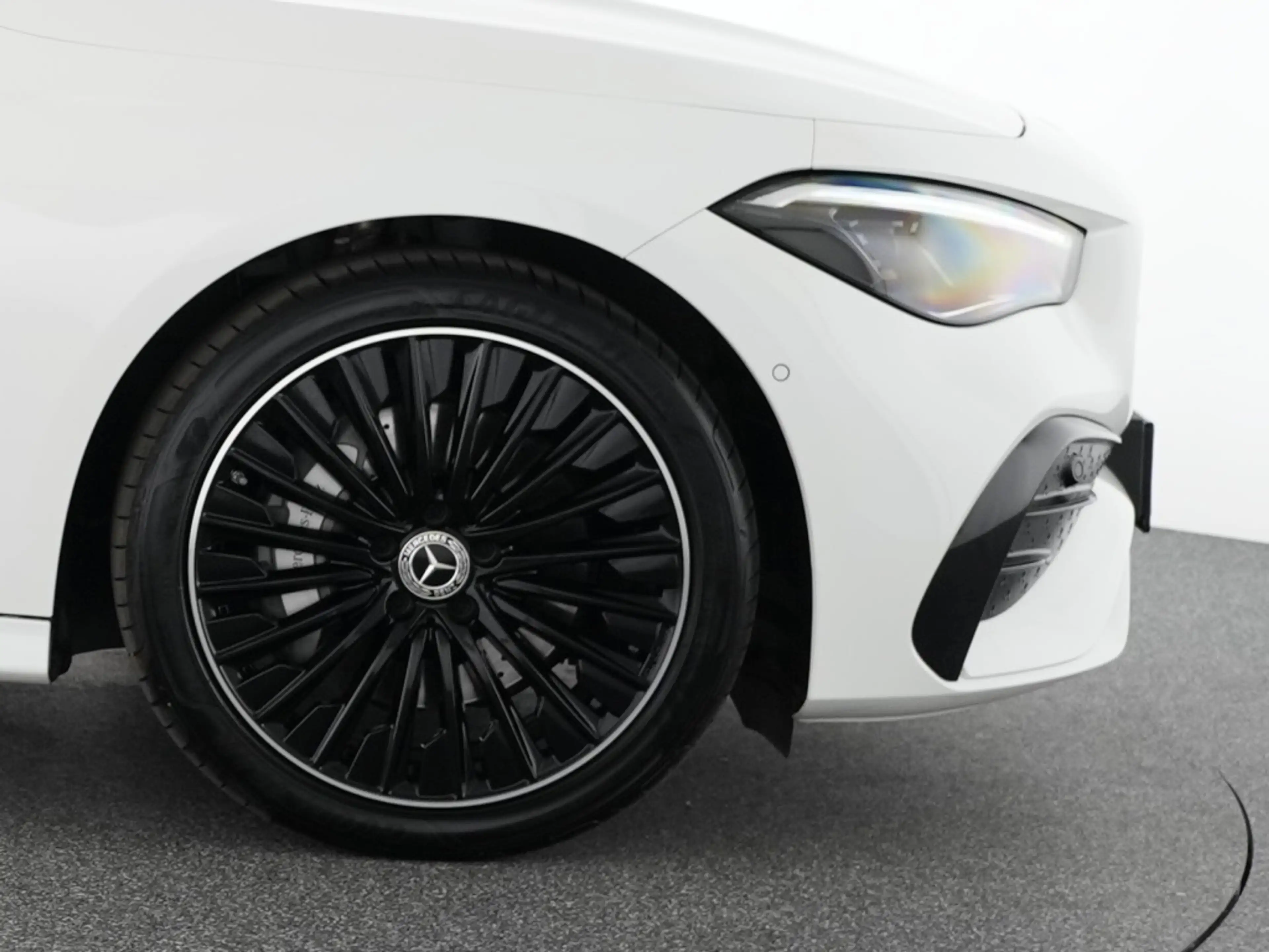 Mercedes-Benz CLE 200 Cabriolet AMG Advanced+ Night Standhzg. 360 ° — photo 6