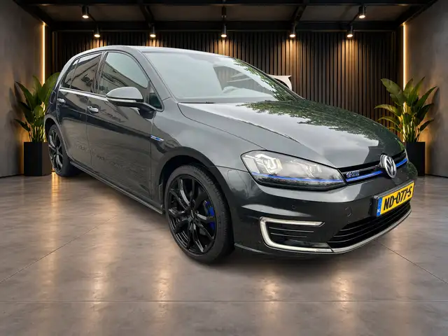 Volkswagen Golf GTE 1.4 TSI SOH 70% pano, navi, cruise, actieradius ac