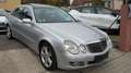 Mercedes-Benz E 320 CDI AVANTGARDE*PDC-SHZ-NAVI-Panorama-Dach* Silber - thumbnail 3
