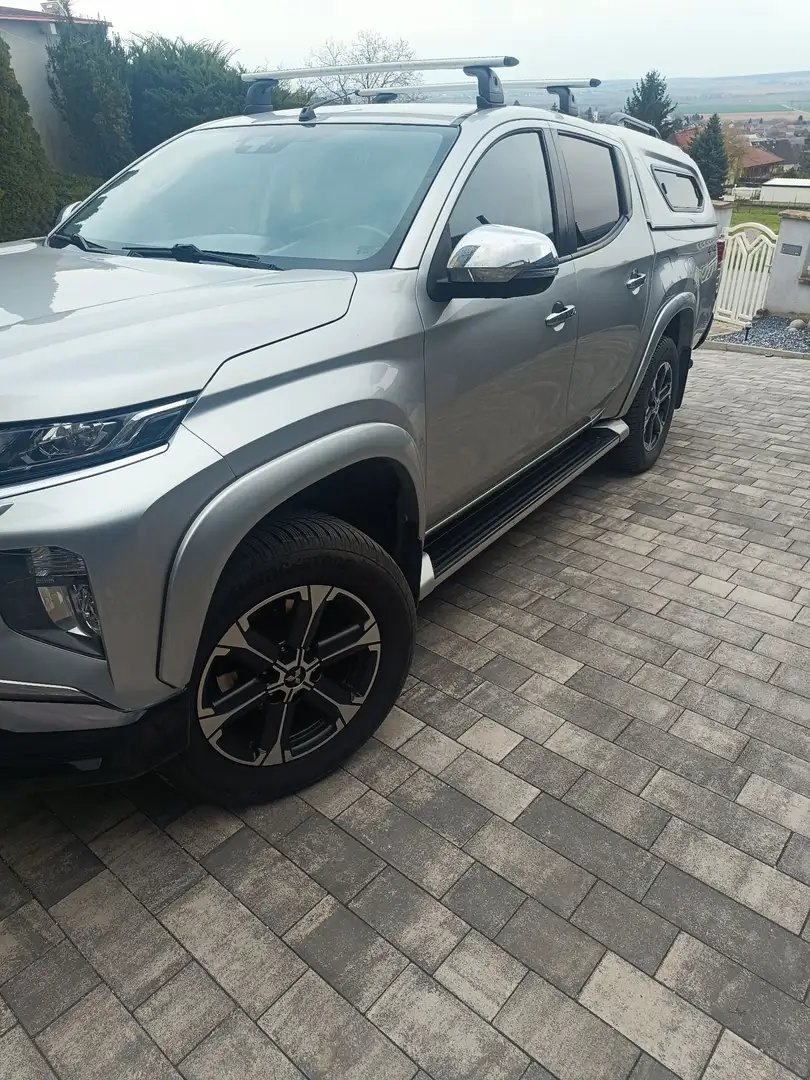 Mitsubishi L200 Basis Doppelkabine 4WD - 2