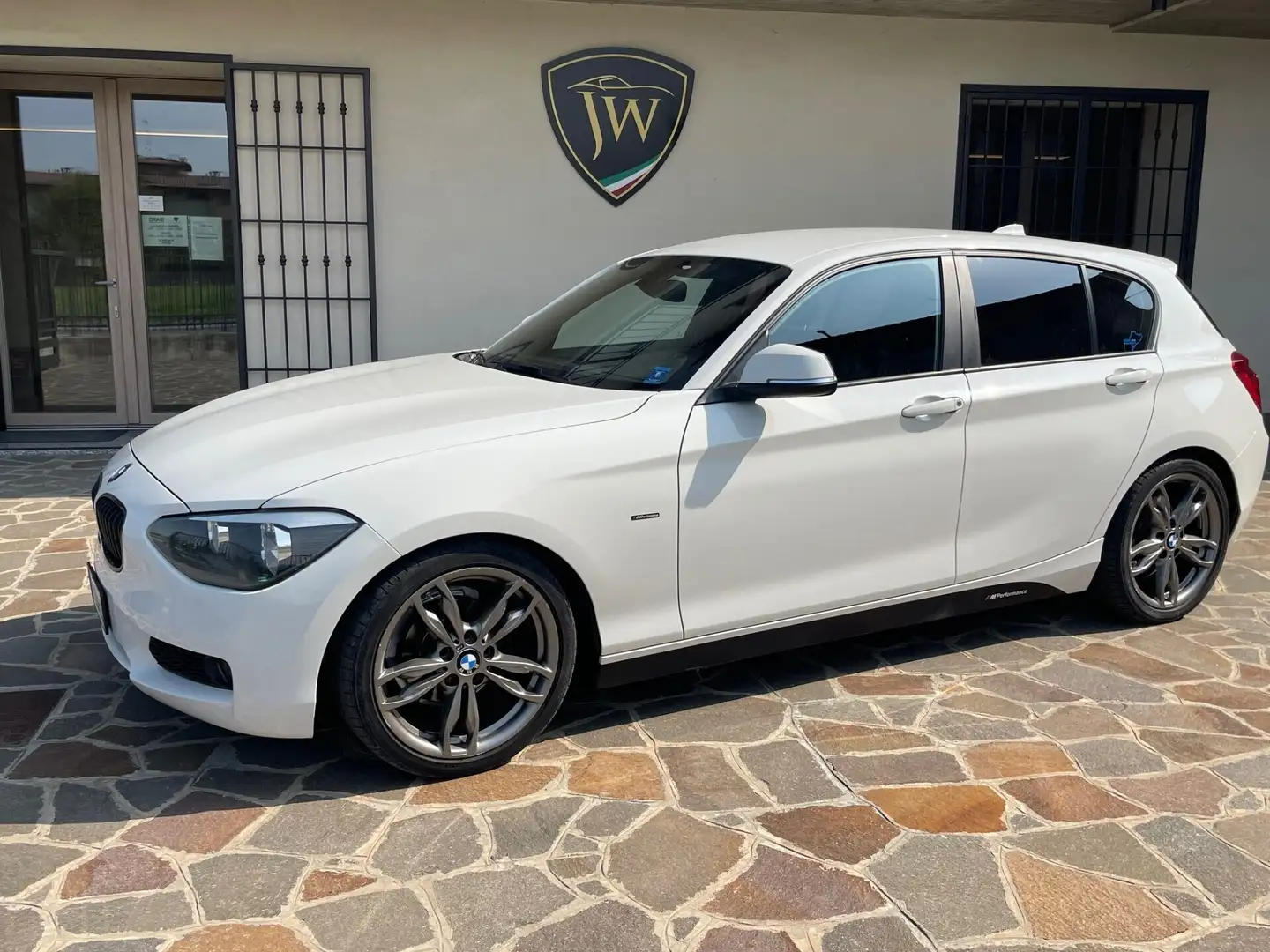 BMW 116 116i Sport Performance Білий - 1