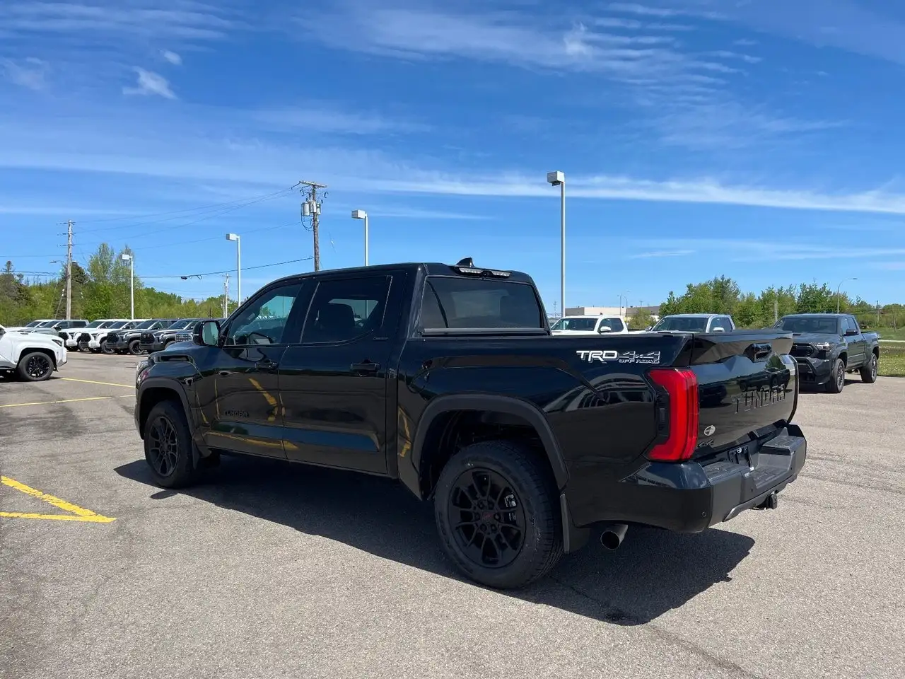 Toyota Tundra снимка Toyota Tundra