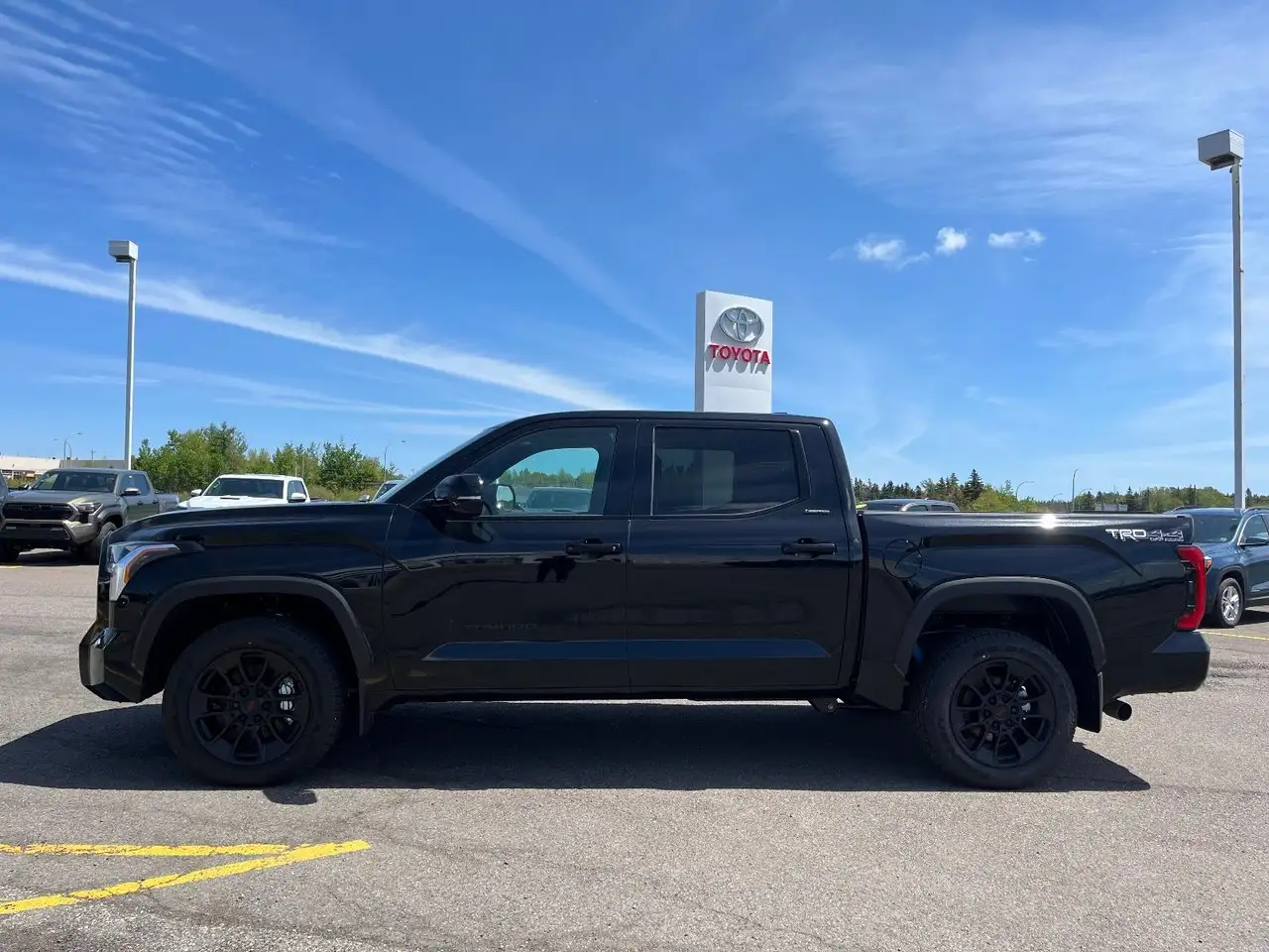 Toyota Tundra снимка Toyota Tundra
