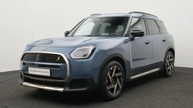 MINI Countryman SE All4 Favoured Trim