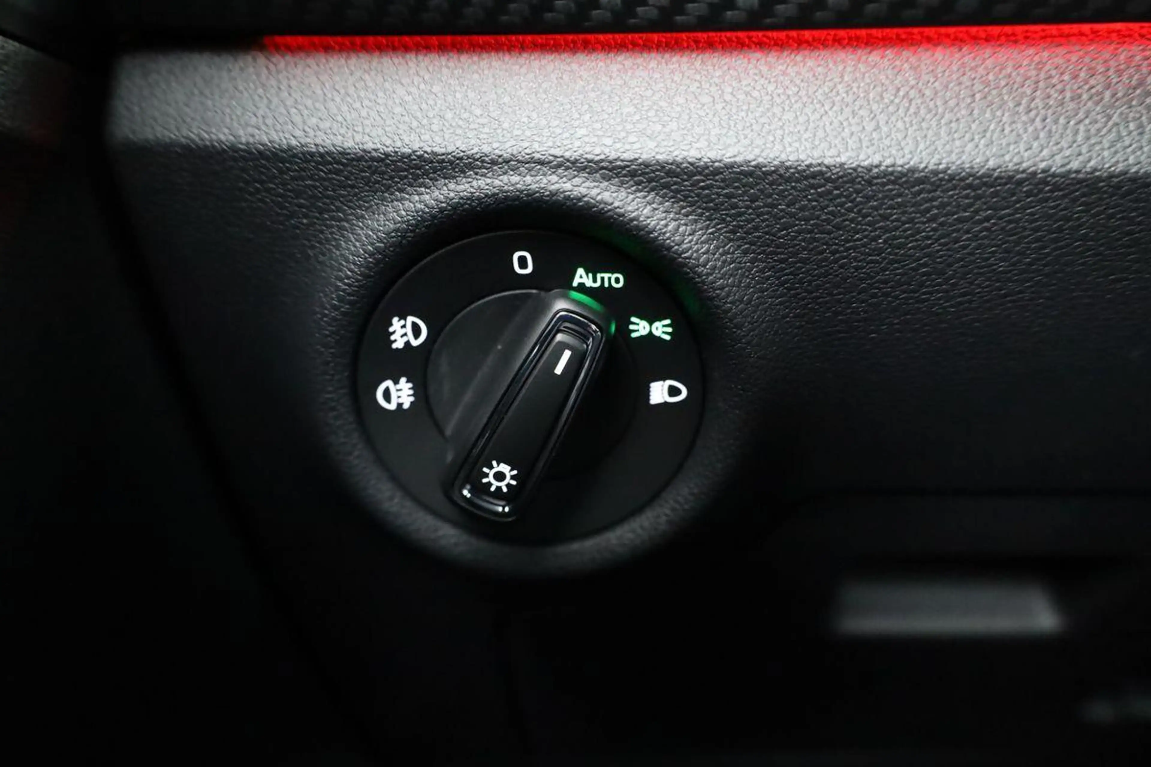 Skoda Kamiq Monte Carlo 1.5 TSI DSG Carlo, Pano, Matrix, Na... — photo 8
