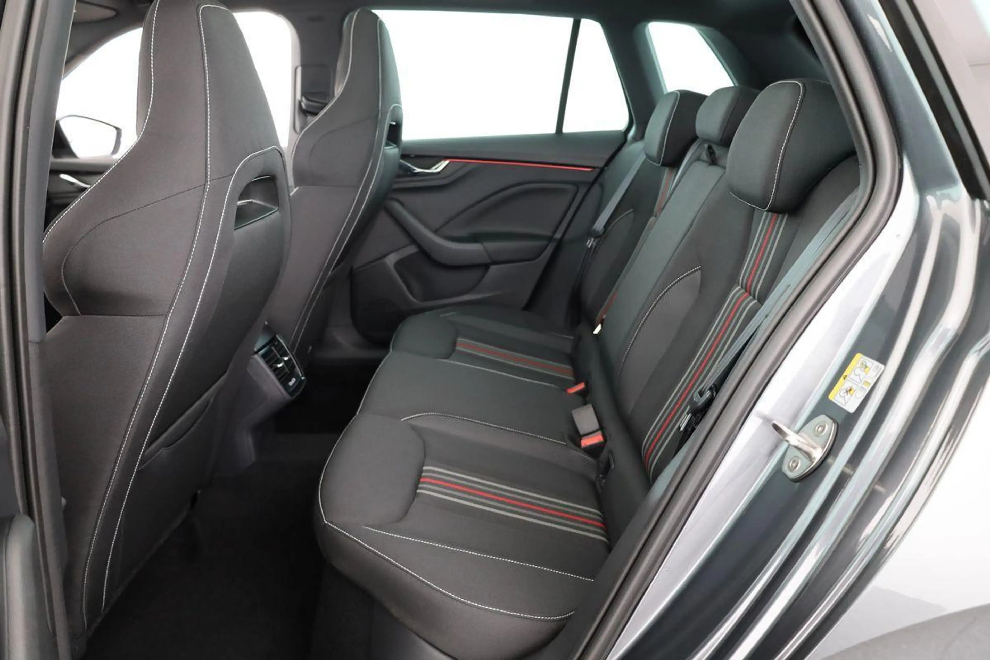 Skoda Kamiq Monte Carlo 1.5 TSI DSG Carlo, Pano, Matrix, Na... — photo 11