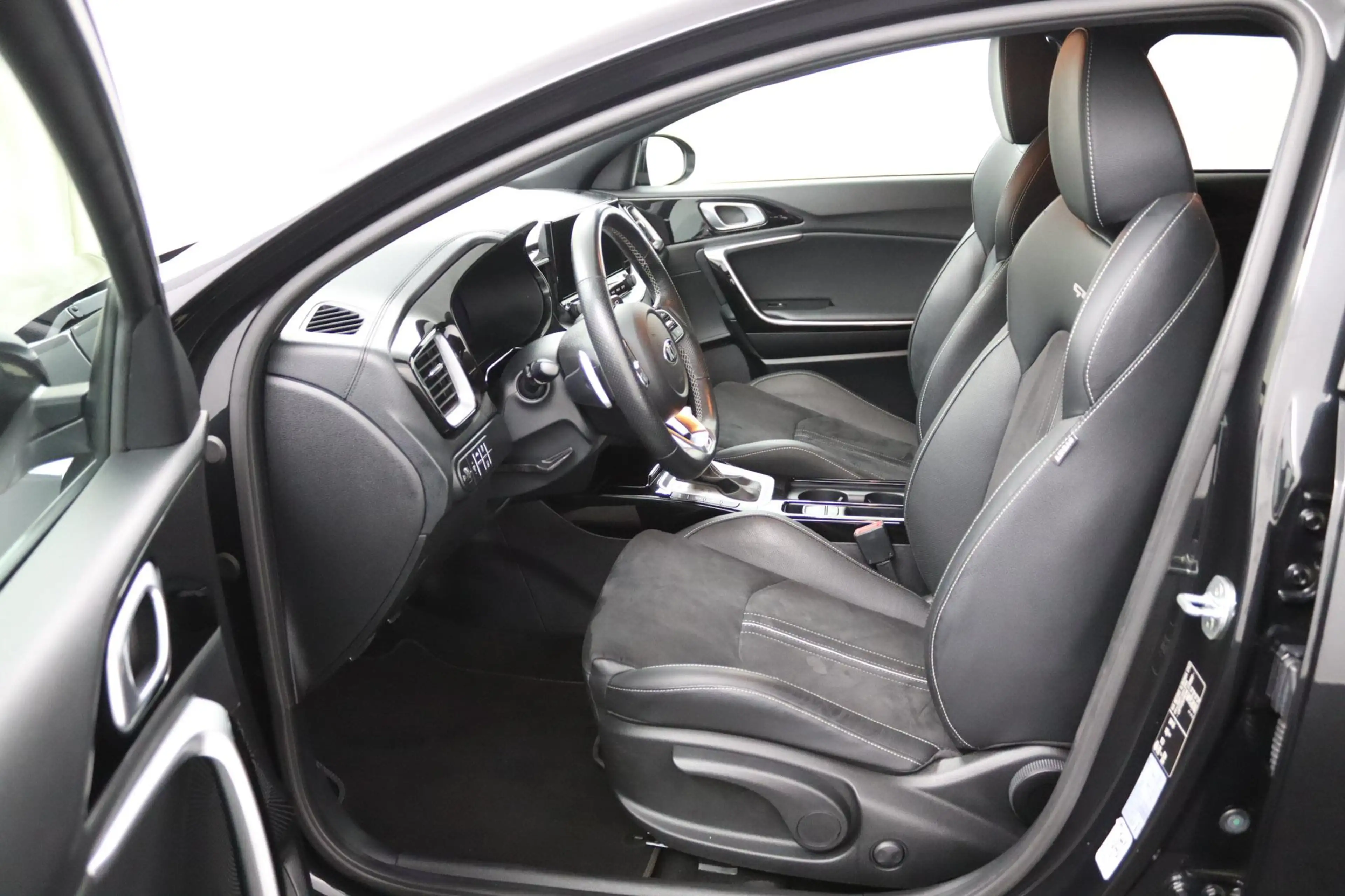 Kia ProCeed / pro_cee'd 1.5 T-GDI GT-Line*ACC*ECC*LED*ALCANTARA*STOELVERW* — photo 9