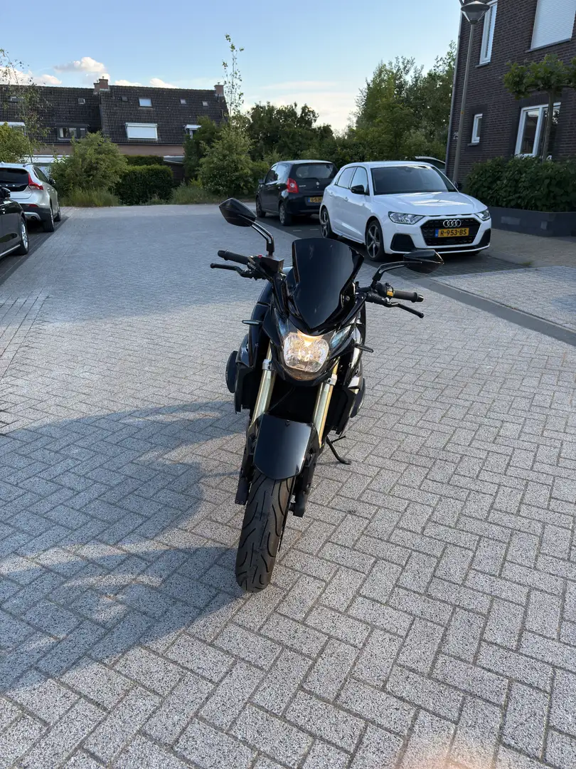 Suzuki GSR 750 Zwart - 2