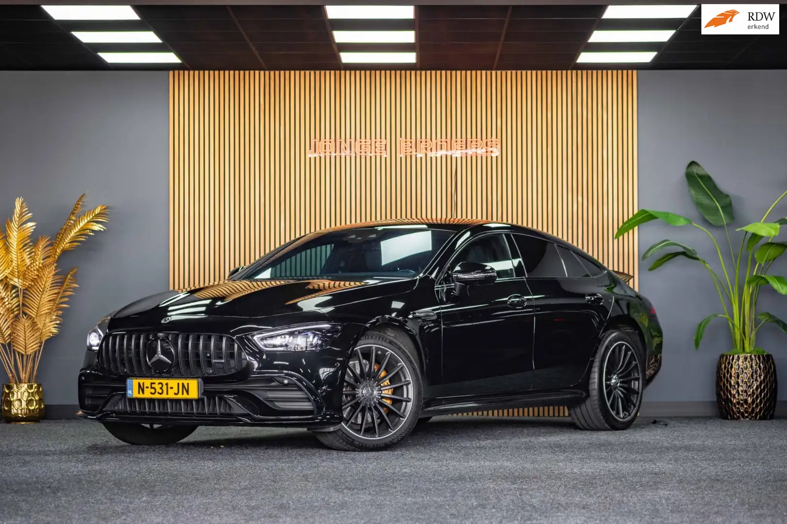 Mercedes-Benz AMG GT 4-Door Coupe AMG 43 4MATIC+ Premium Plus Zwart - 1