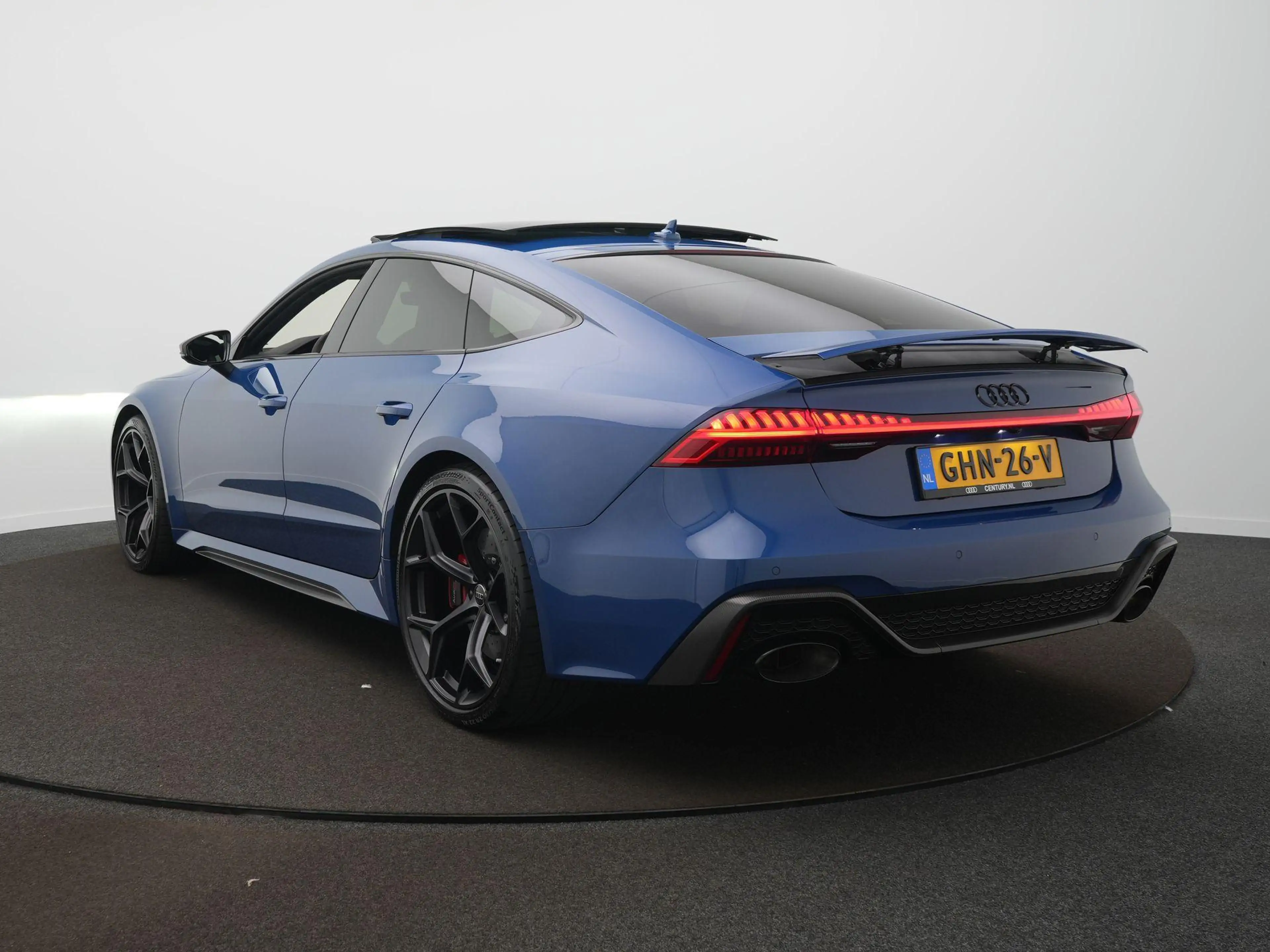 Audi RS7 sportback 4.0 TFSI RS 7 quattro Performance | PANO — photo 4