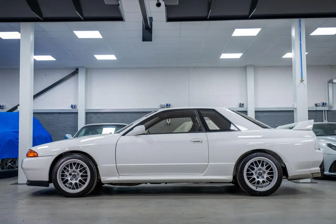 Nissan Skyline R32 GT-R Vspec - Complete OEM Restoration, foto 4